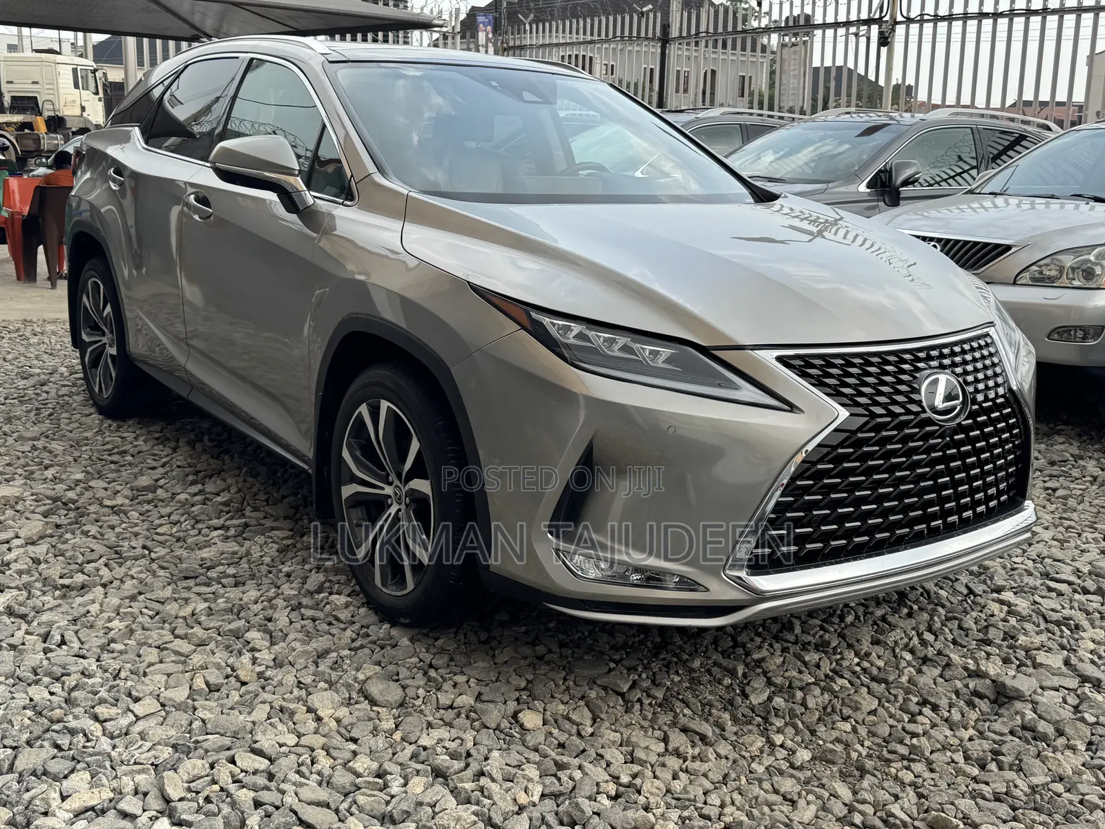 Lexus RX 350L Luxury FWD 2019 Gold