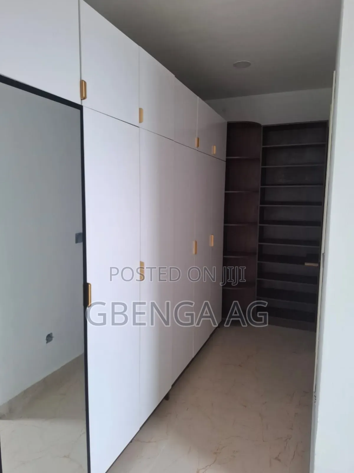 4bdrm Maisonette in Lekki Phase 1 for sale