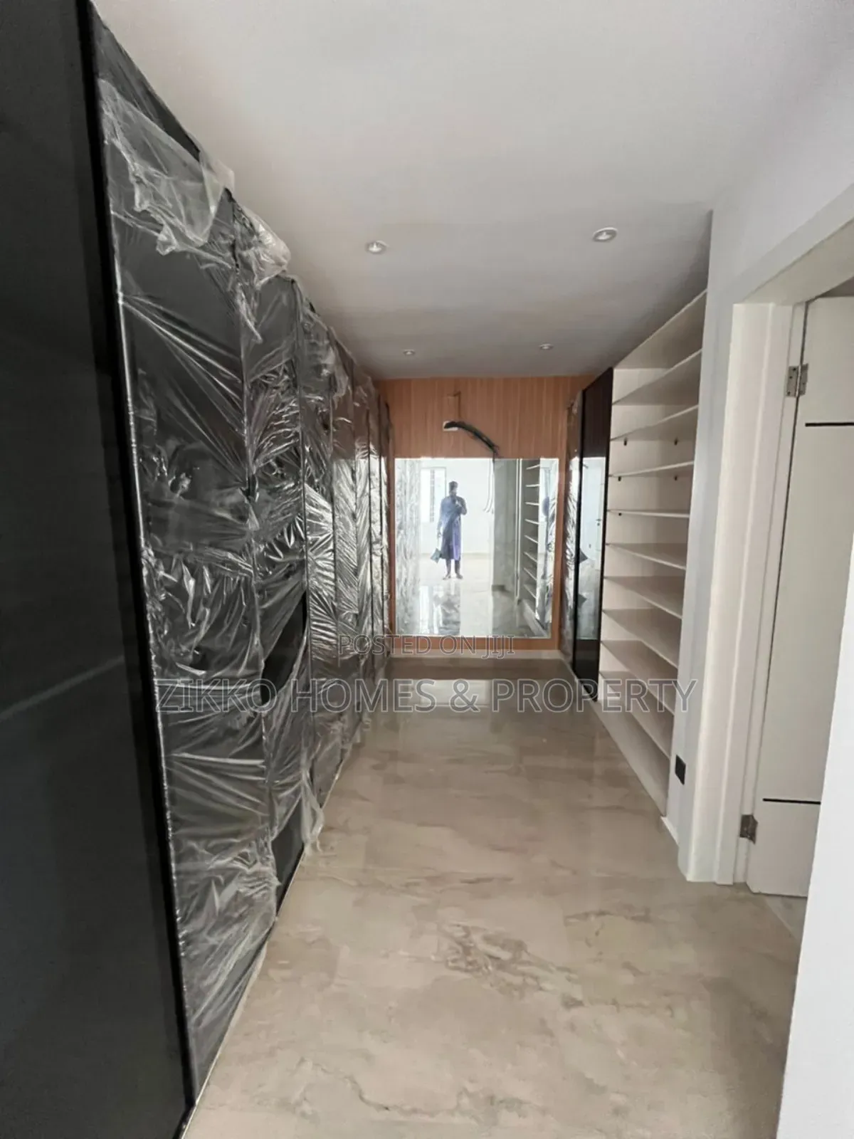 5bdrm Duplex in Lekki for sale