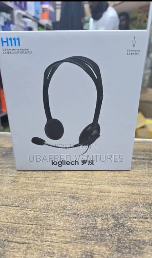 Logitech H111 Usb Headset With Clear Chat Noise-Canceling Mic