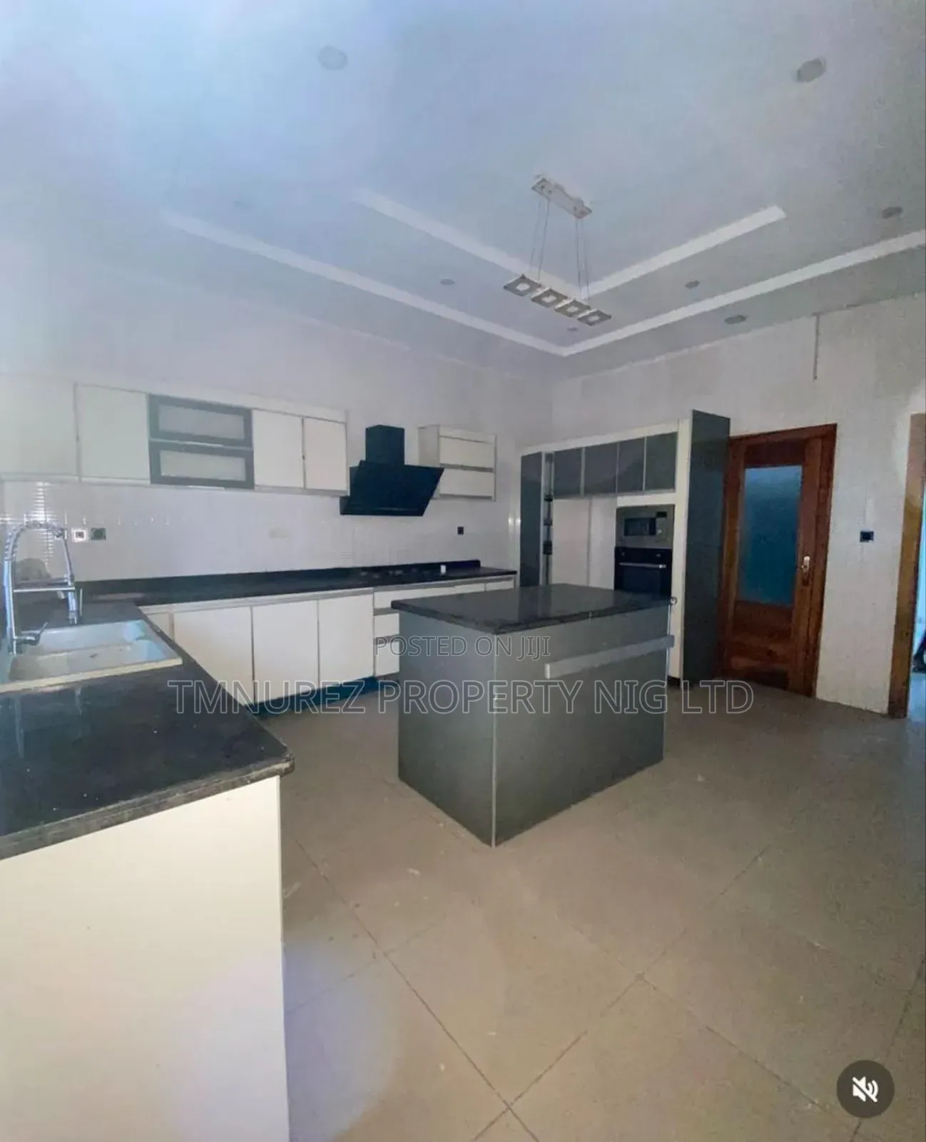 Studio Apartment in Osapa London, Chevron for rent