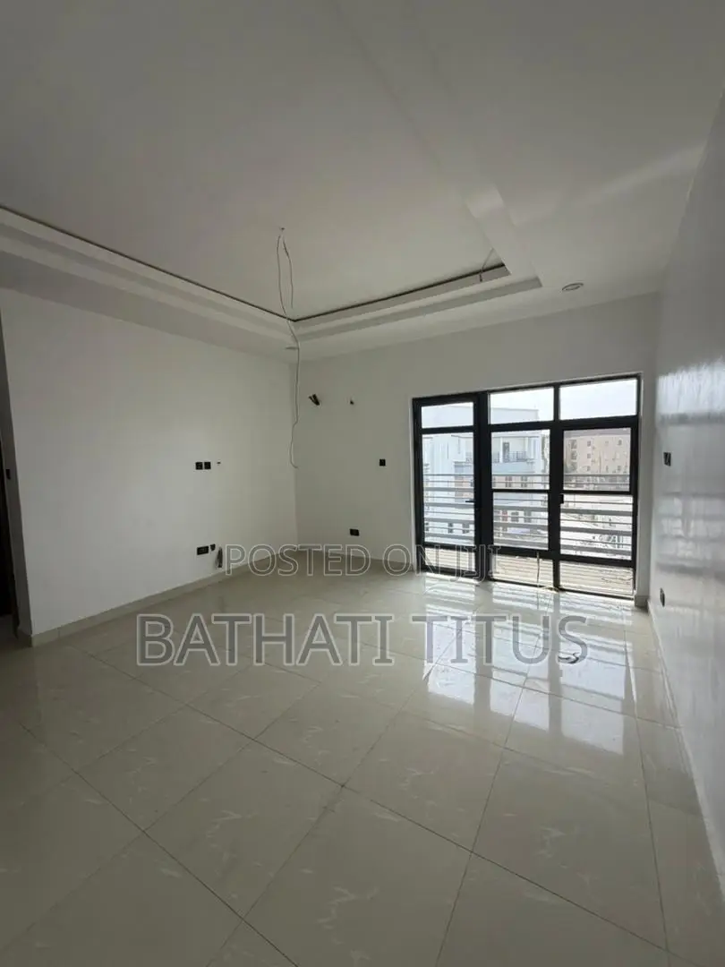 4bdrm Duplex in Wuye for sale