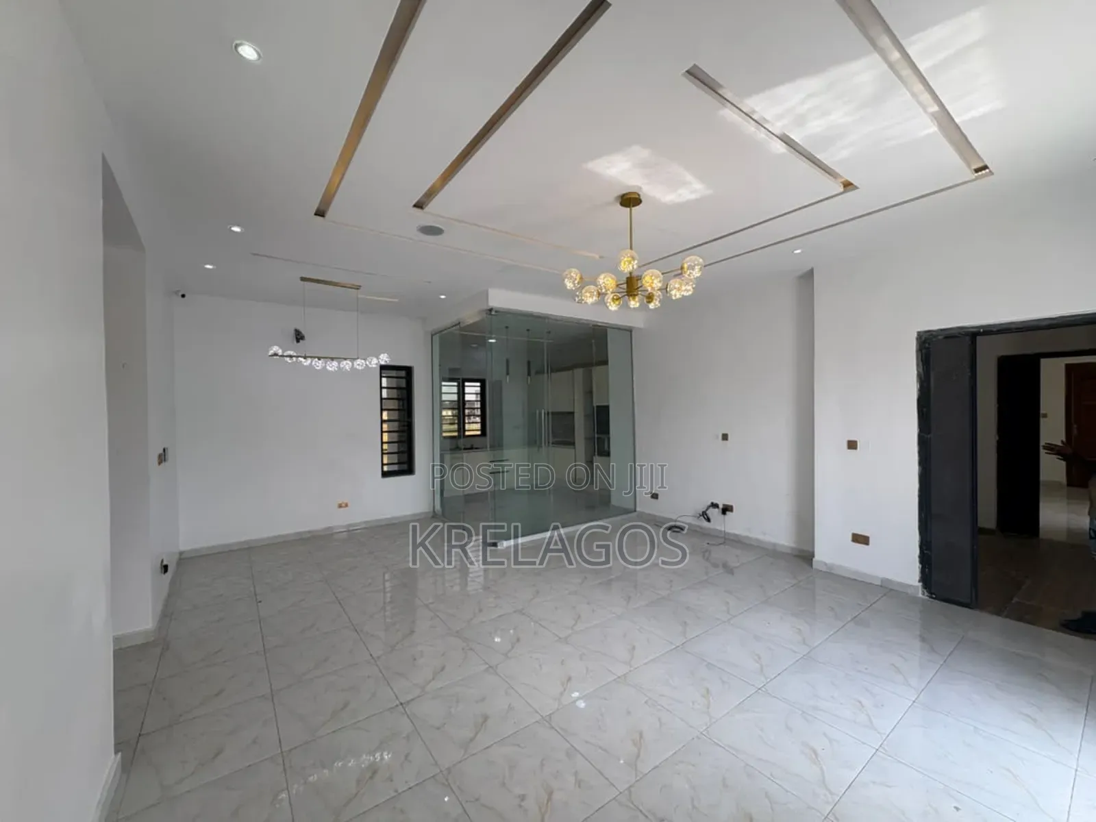 2bdrm Apartment in Agungi for sale