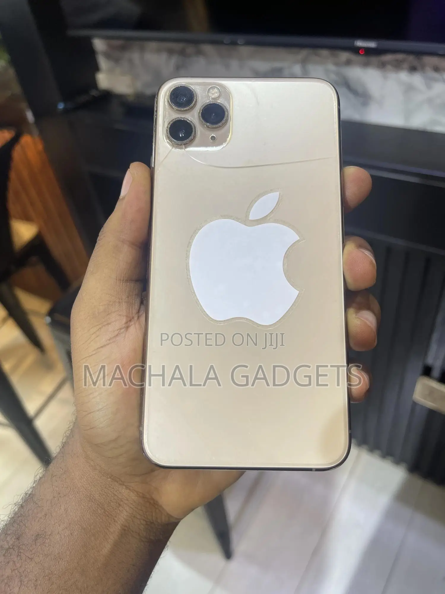 Apple iPhone 11 Pro Max 64 GB Gold