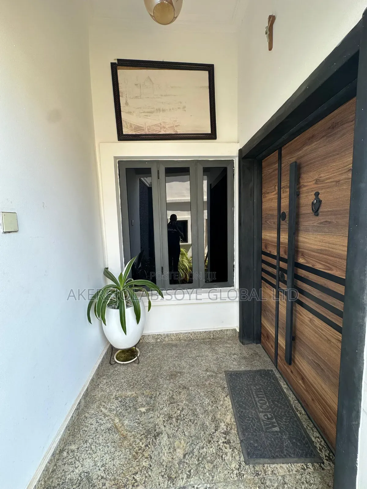 Furnished 3bdrm Duplex in Orchacho Estate for rent