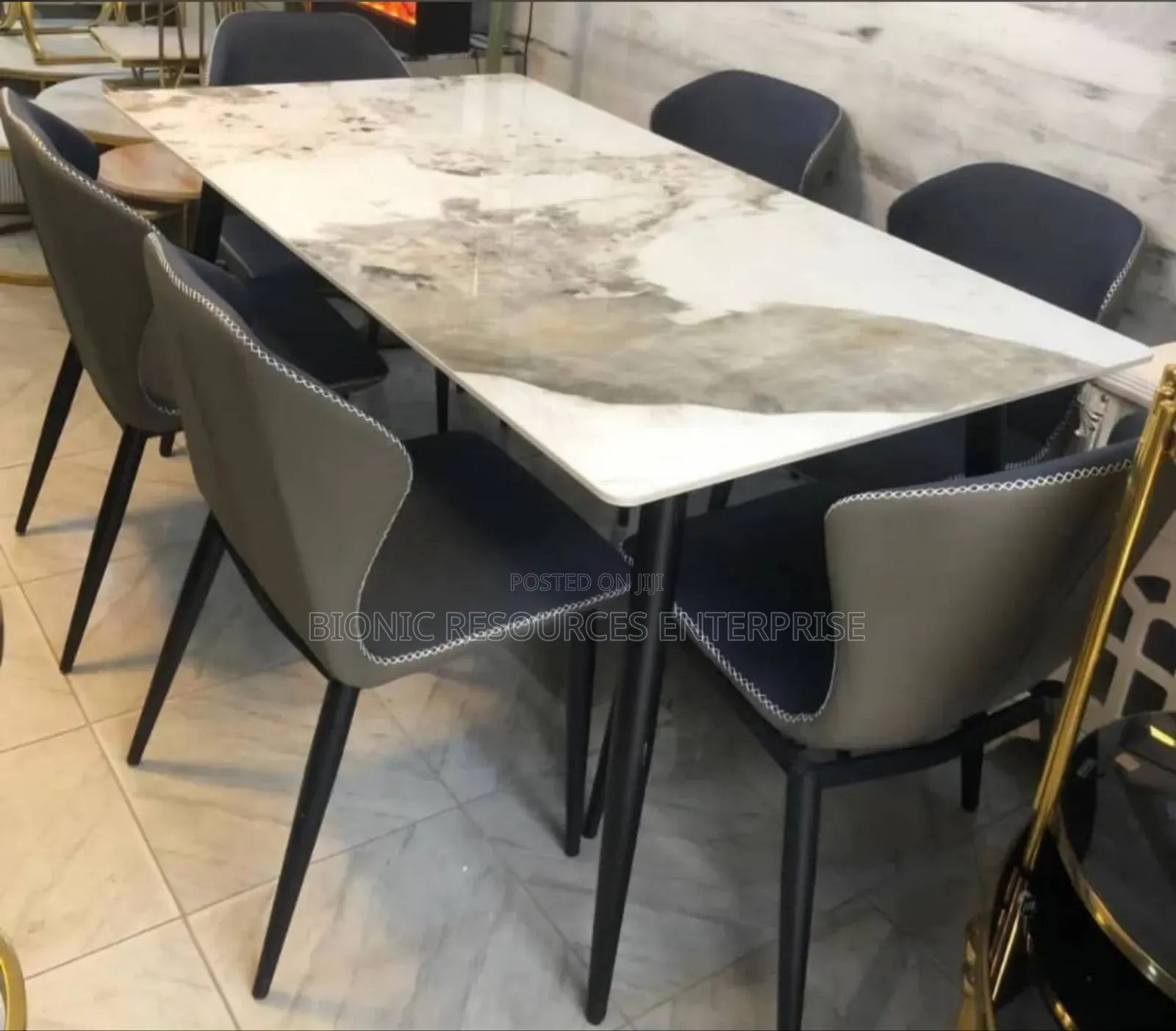 High Quality Dining Table Set With 6 Seaters