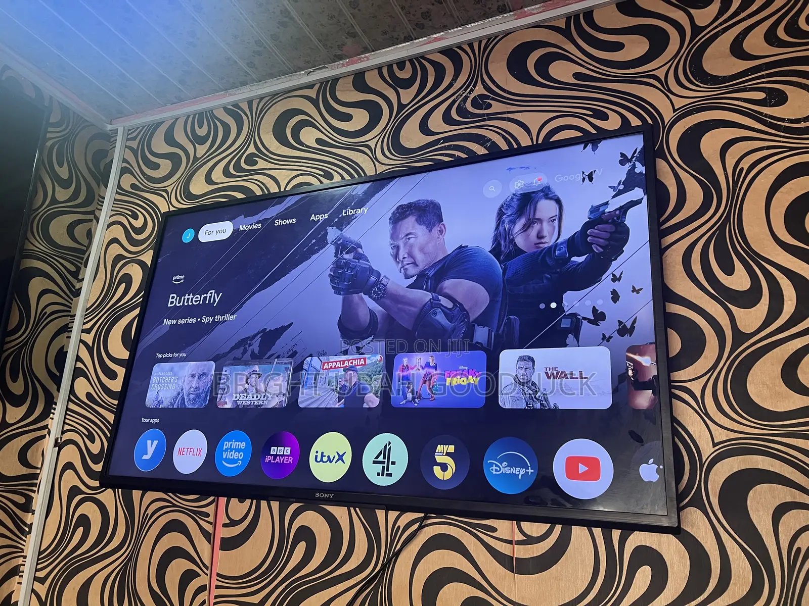 Sony 43 Inches Smart Google Tv With Free Netflix Acct Bluetooth Mirror
