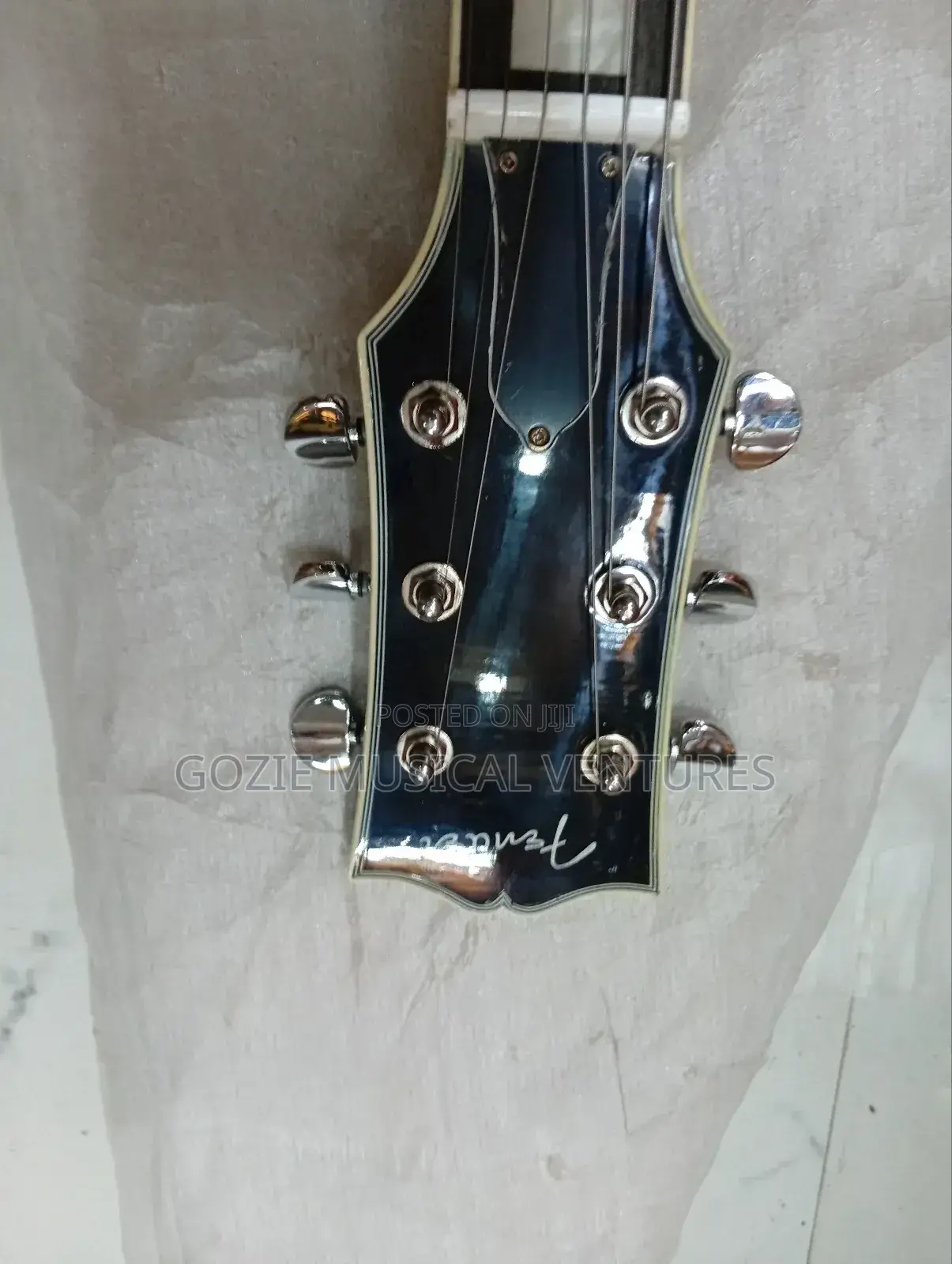 6 Strings Fender Semi Hollow Body Electric Guitar With Amazing Sound
