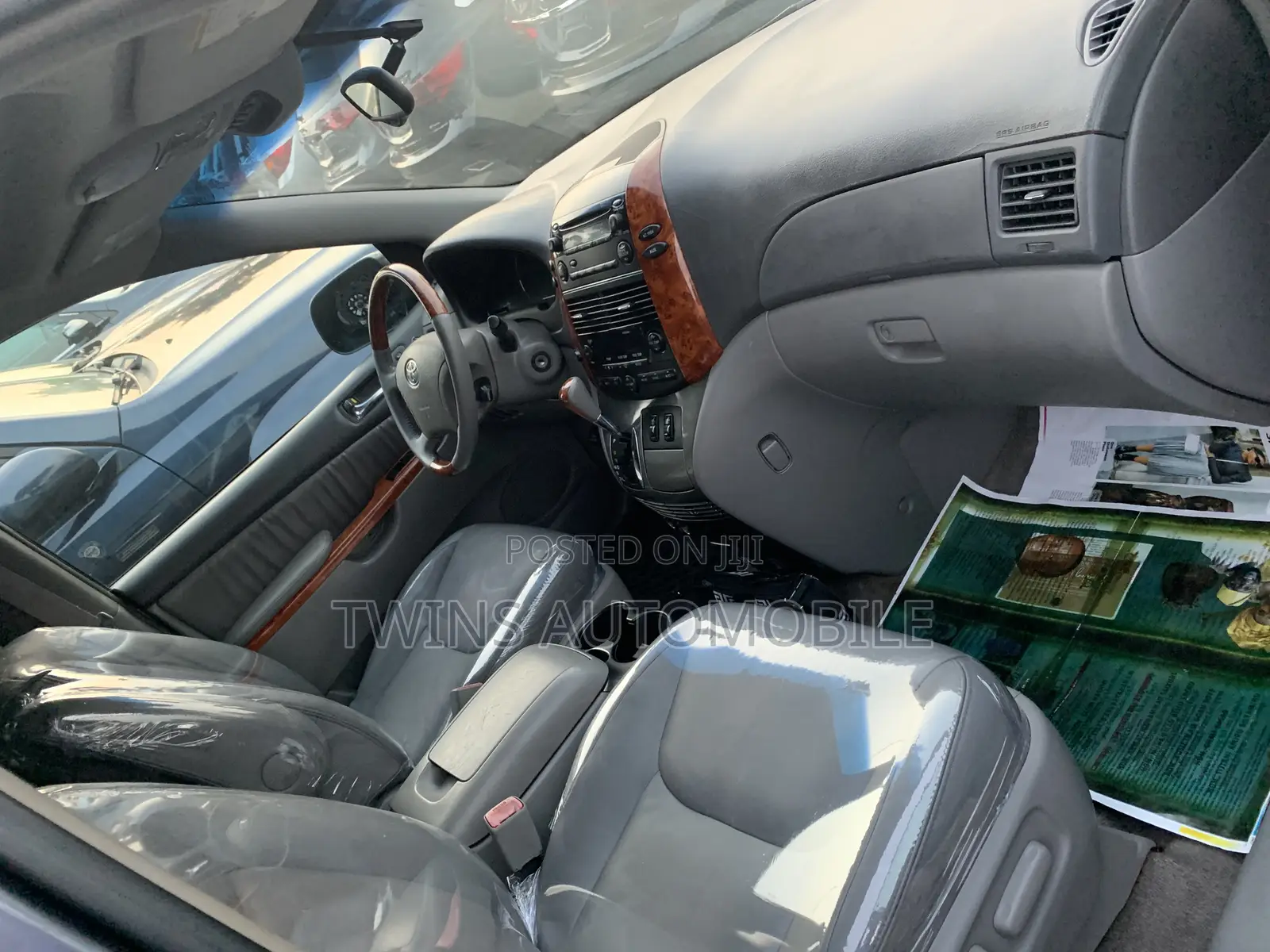 Toyota Sienna XLE Limited 4WD 2007 Gray