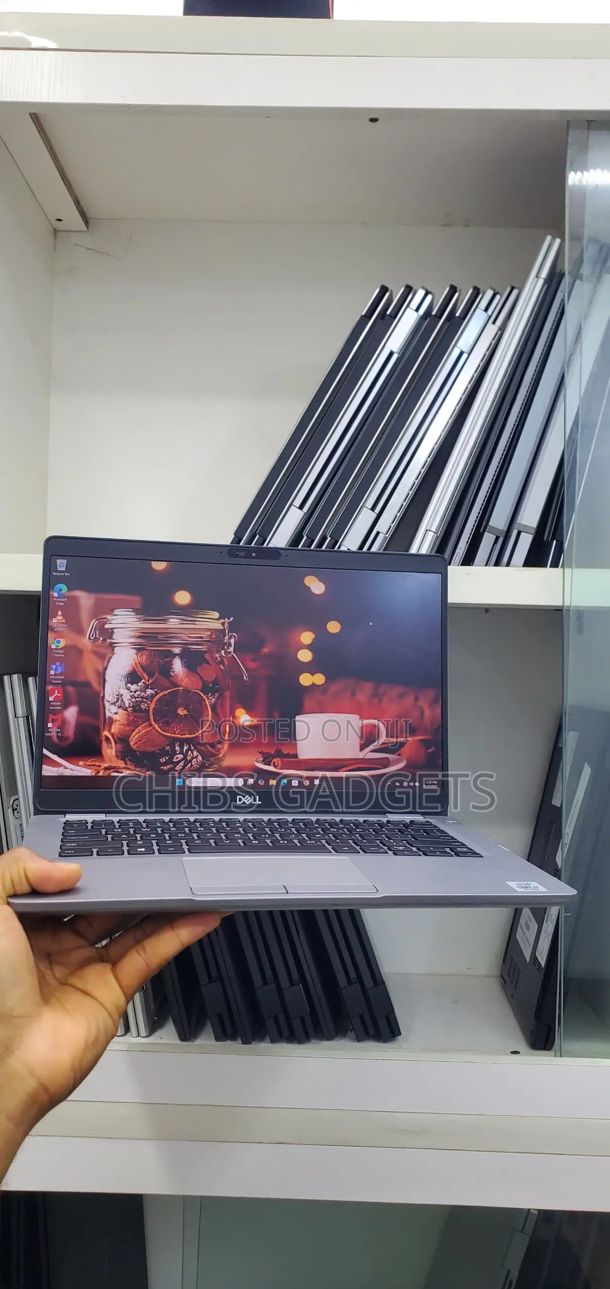 Laptop Dell Latitude 5310 16GB Intel Core I7 SSD 256GB