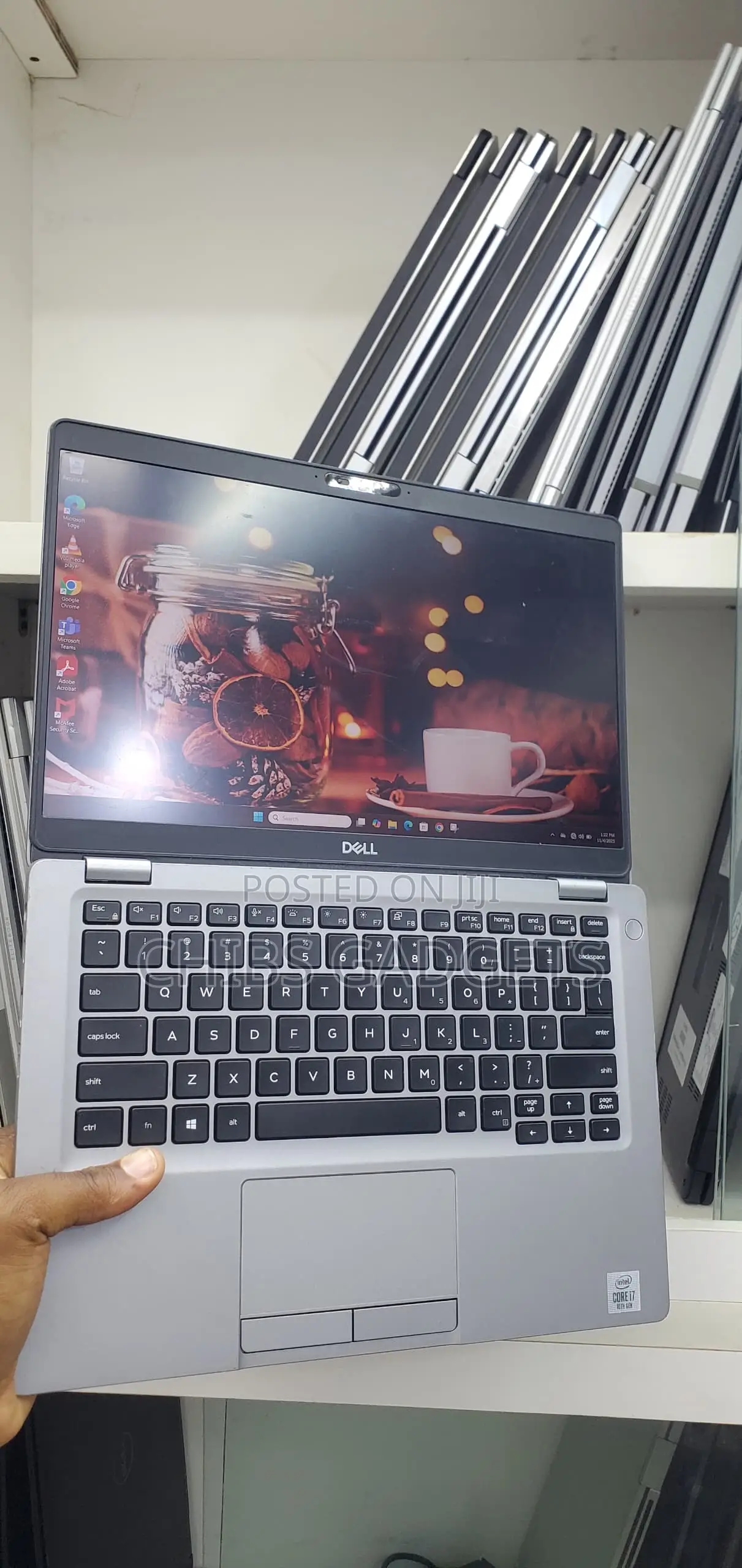 Laptop Dell Latitude 5310 16GB Intel Core I7 SSD 256GB