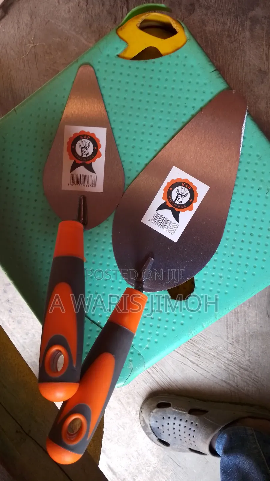 Original Peach Trowel