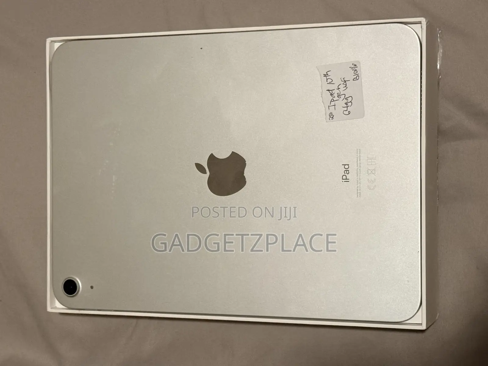 New Apple iPad 10.2 (2021) 64 GB Silver
