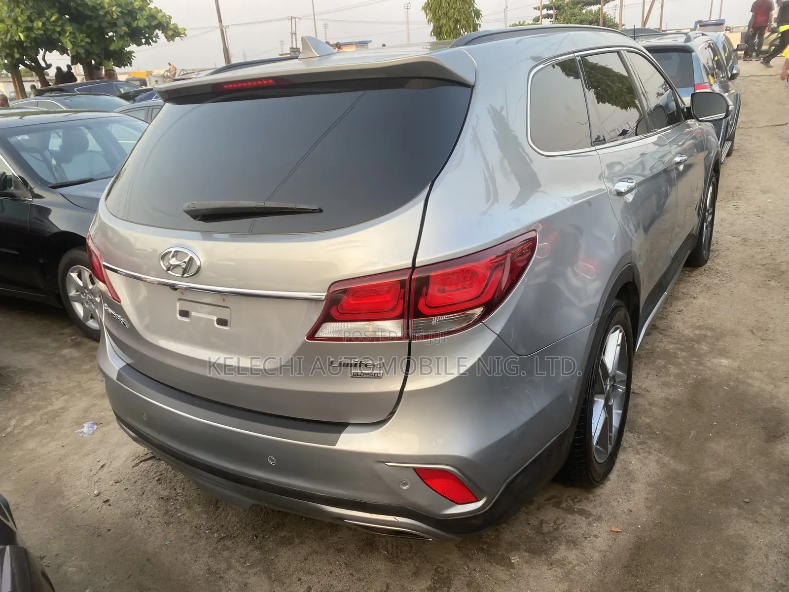 Hyundai Santa Fe Limited 4dr SUV (3.3L 6cyl 6A) 2015 Gray