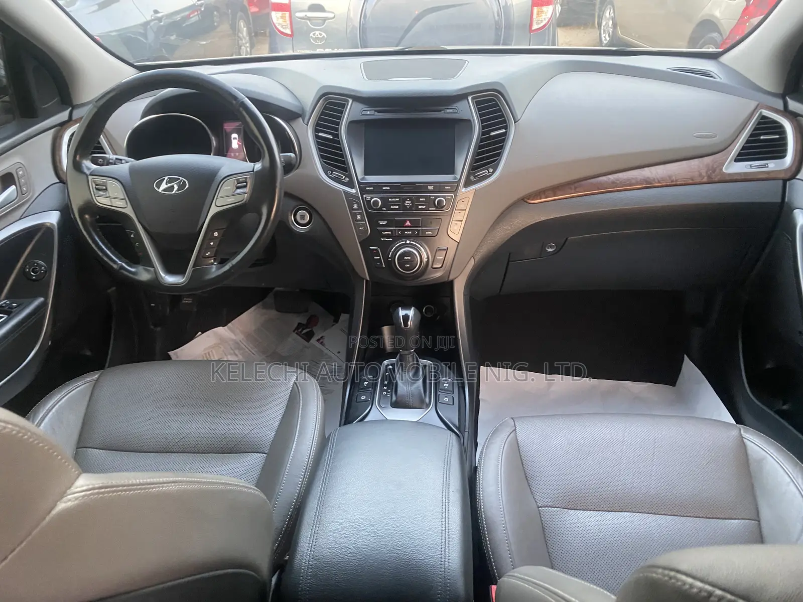 Hyundai Santa Fe Limited 4dr SUV (3.3L 6cyl 6A) 2015 Gray