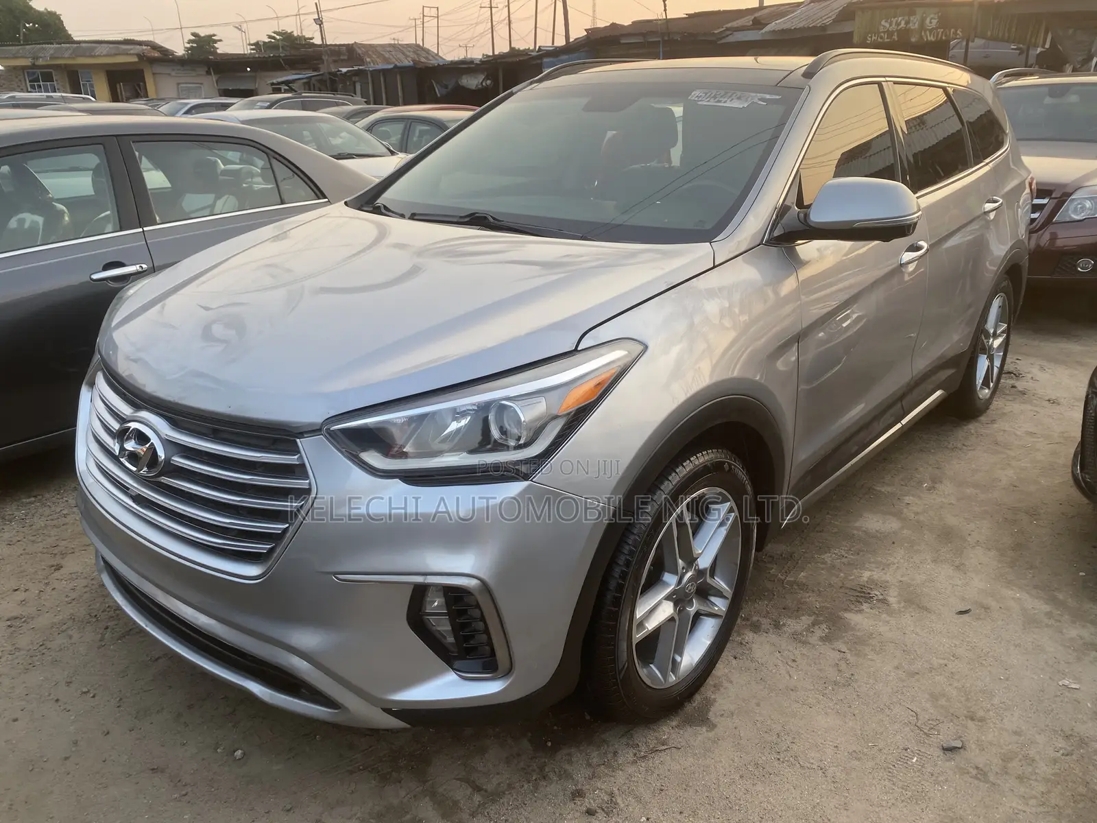 Hyundai Santa Fe Limited 4dr SUV (3.3L 6cyl 6A) 2015 Gray
