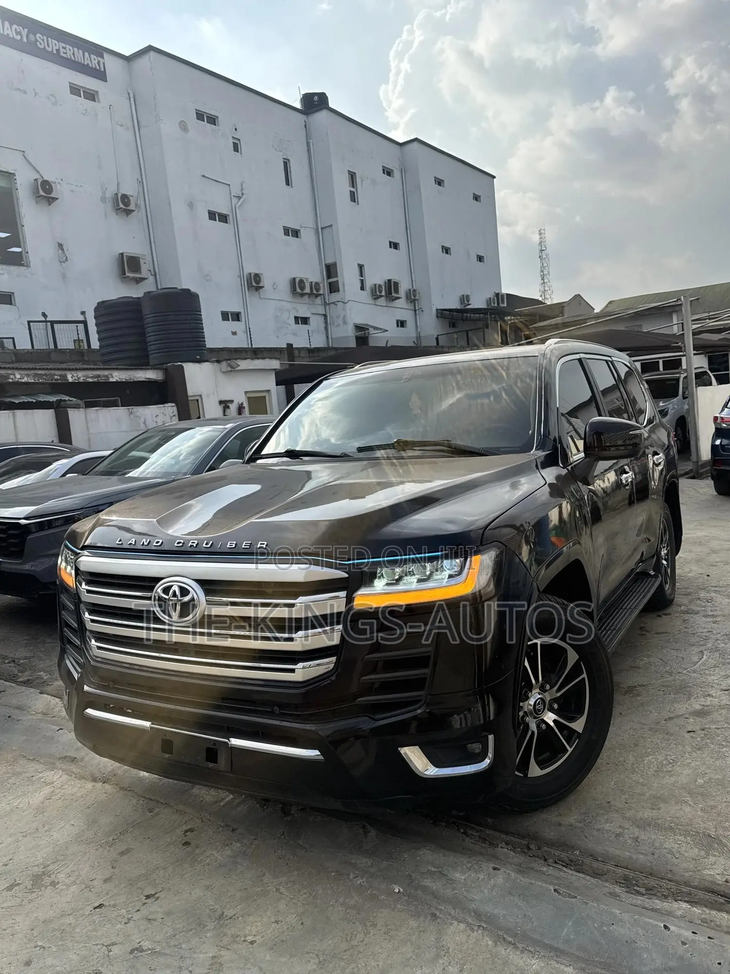 Toyota Land Cruiser 4.5 V8 GXR 2012 Black
