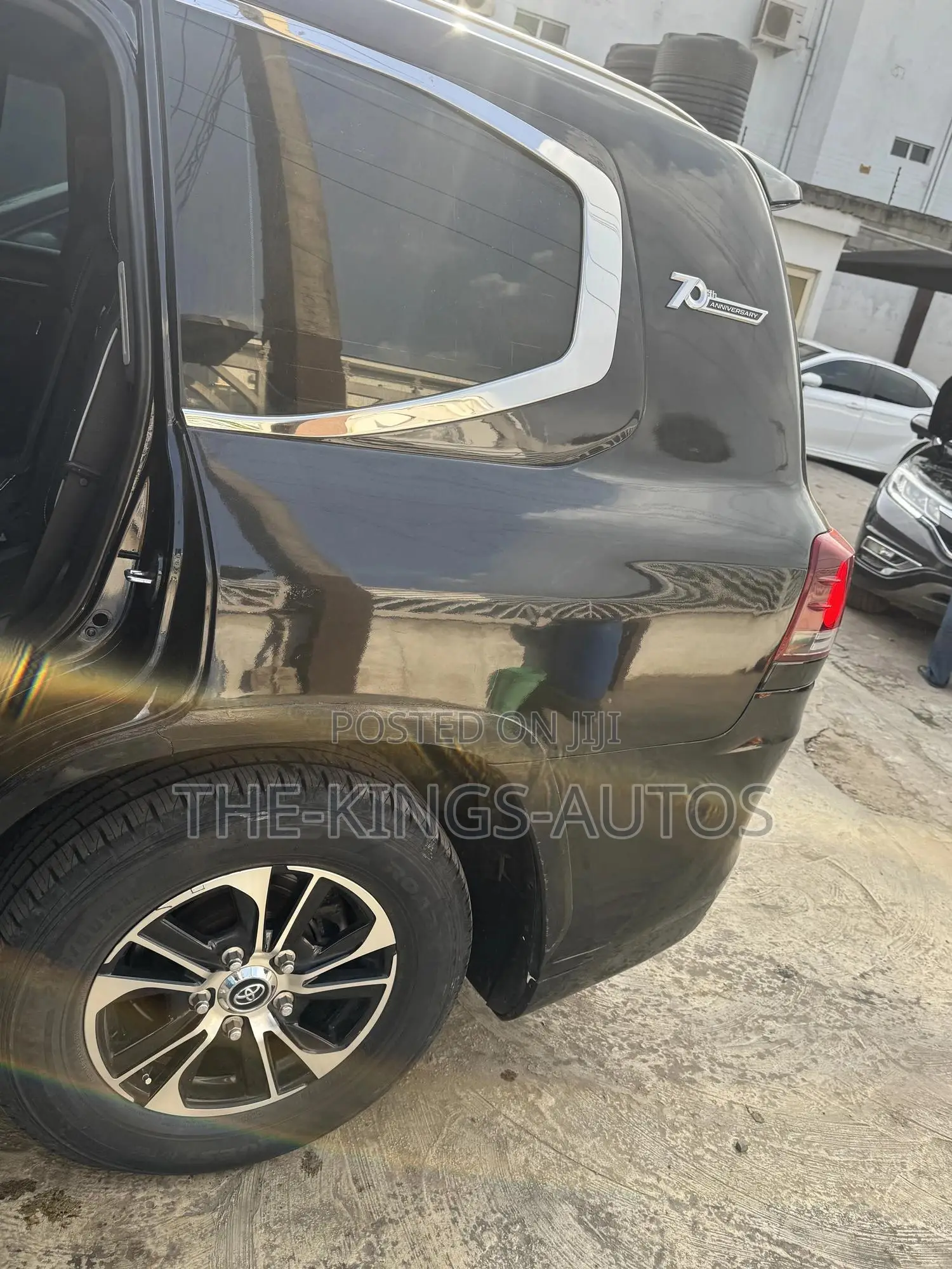 Toyota Land Cruiser 4.5 V8 GXR 2012 Black