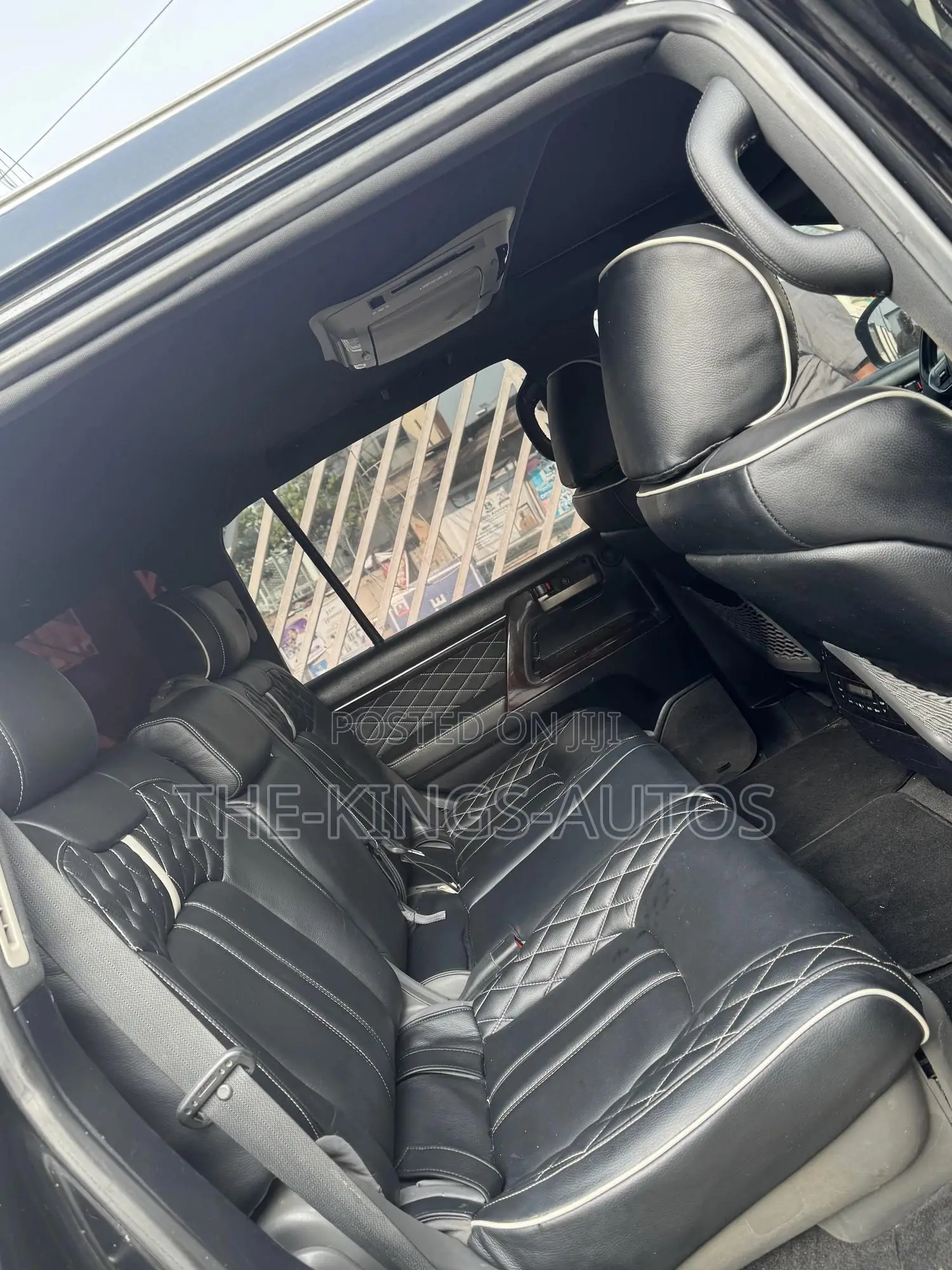 Toyota Land Cruiser 4.5 V8 GXR 2012 Black