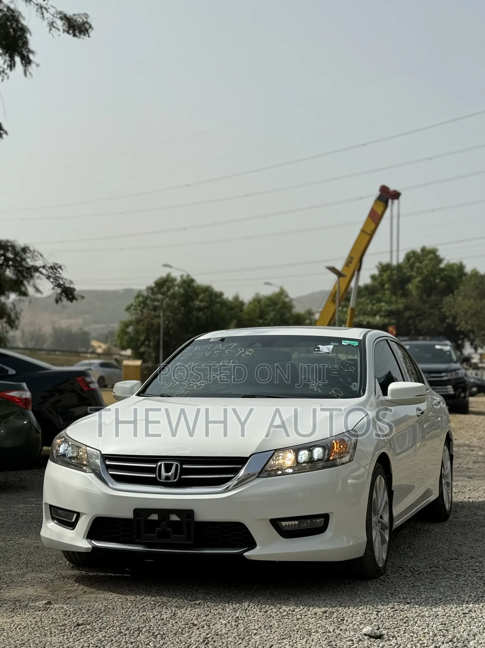 Honda Accord Touring V-6 4dr Sedan (3.5L 6cyl 6A) 2015 White