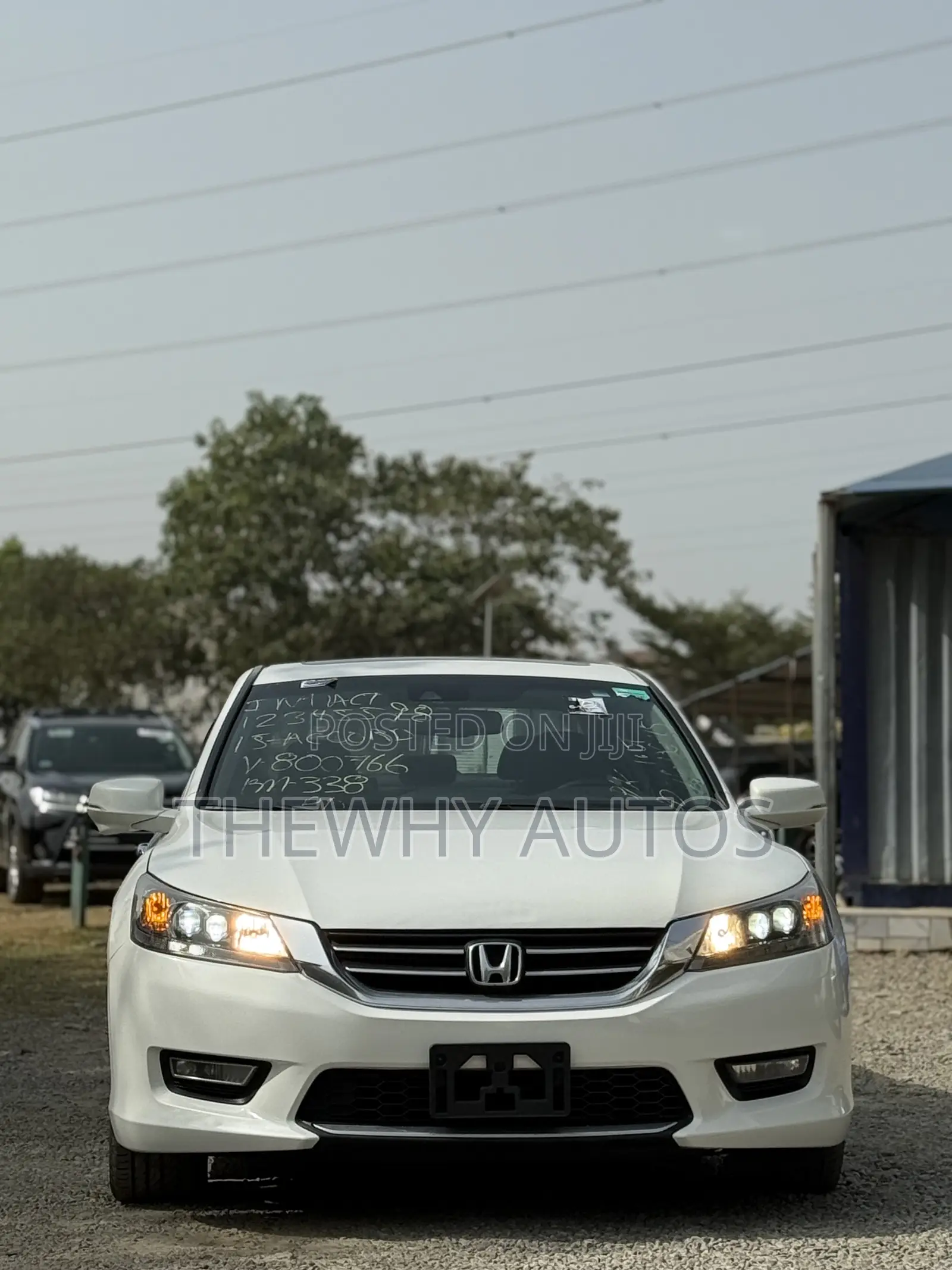 Honda Accord Touring V-6 4dr Sedan (3.5L 6cyl 6A) 2015 White