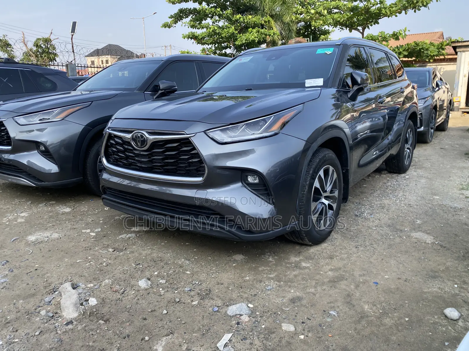 Toyota Highlander XLE 2021 Gray