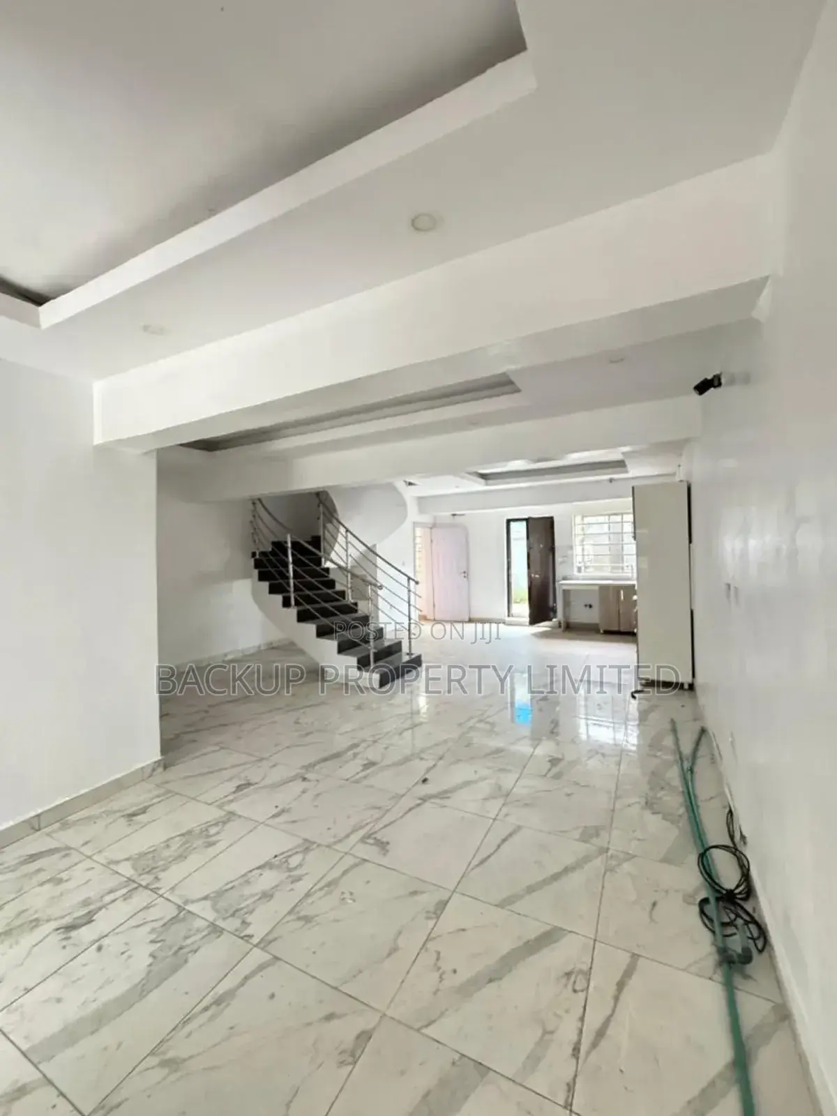 4bdrm Duplex in Surulere for sale