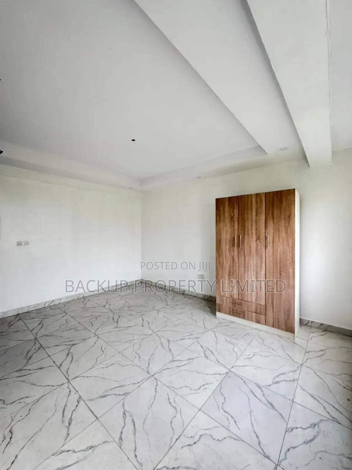 4bdrm Duplex in Surulere for sale
