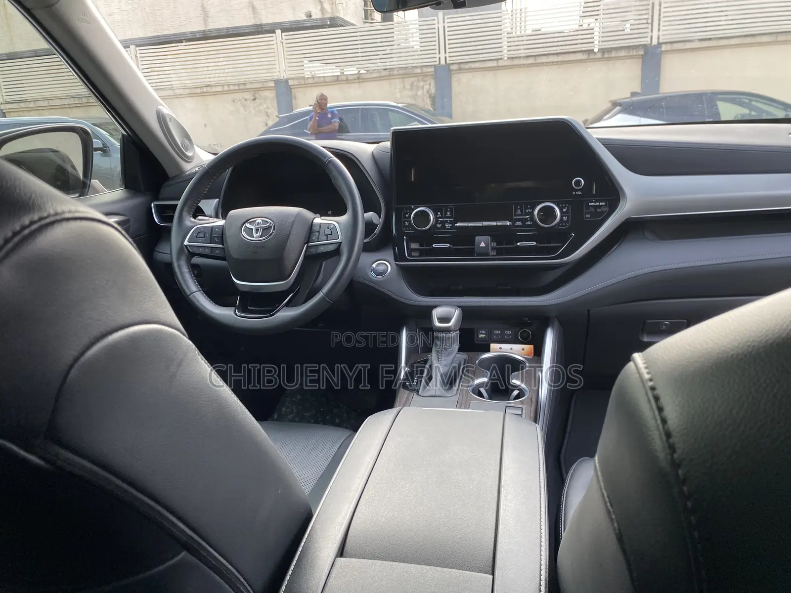 Toyota Highlander Platinum AWD 2023 Gray