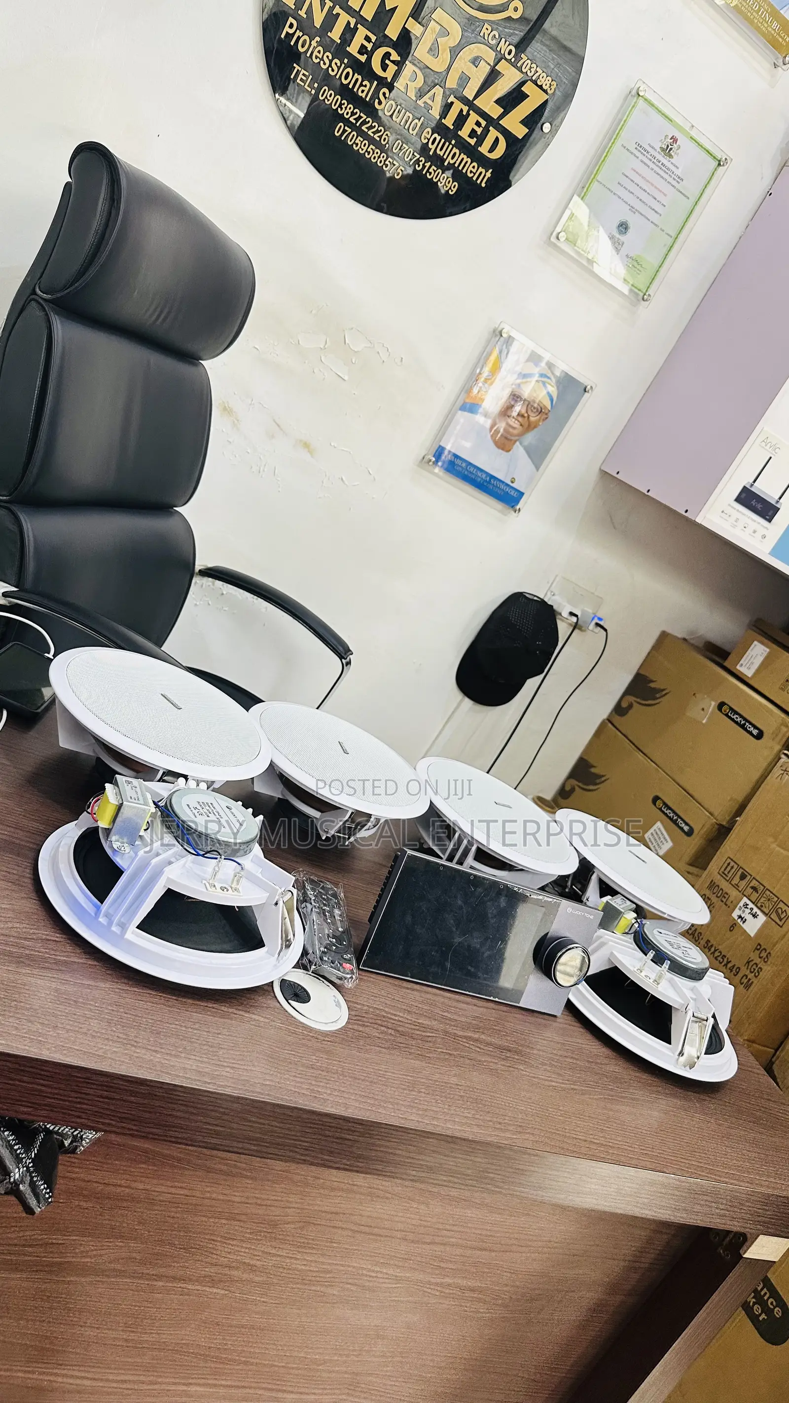 8n1 Ceiling Speakers With 7inches Smart Amplifier