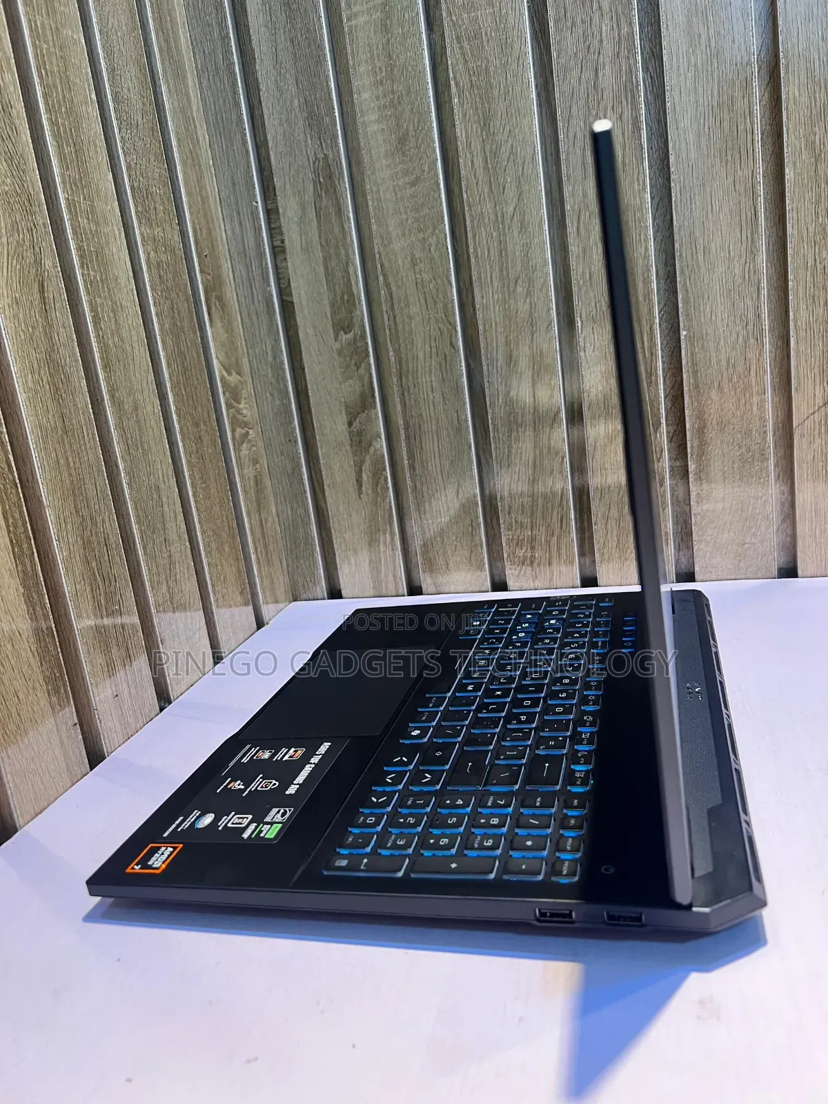 Laptop Asus TUF Gaming A16 16GB AMD Ryzen 7 SSD 512GB