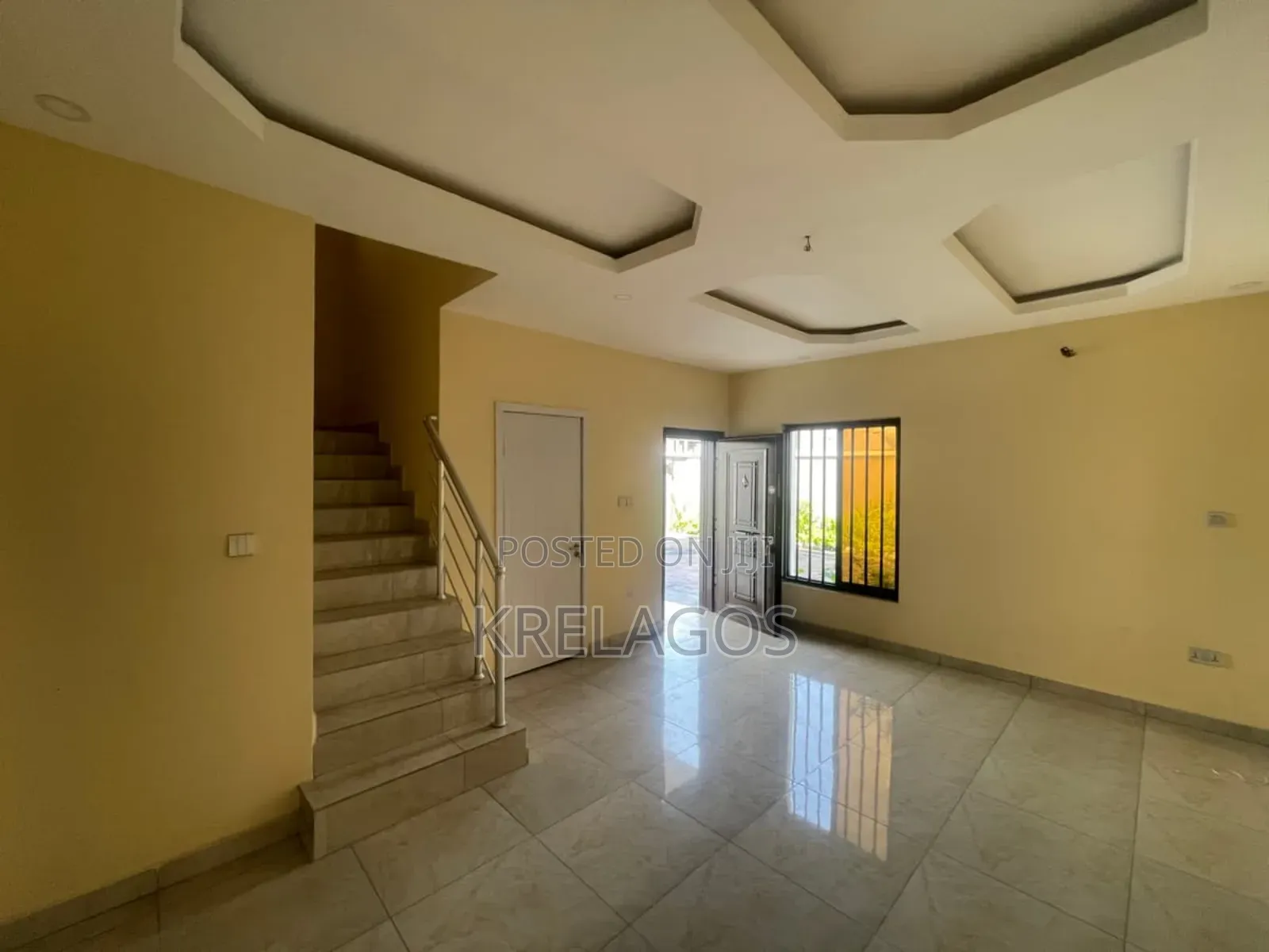 5bdrm Duplex in Agungi for sale