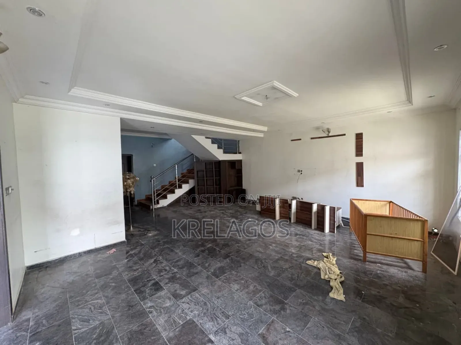 4bdrm Duplex in Ikota for sale