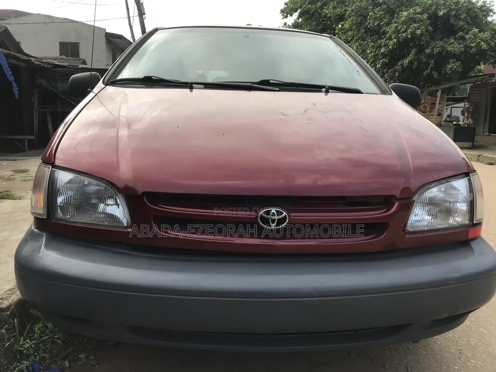 Toyota Sienna LE 2001 Red