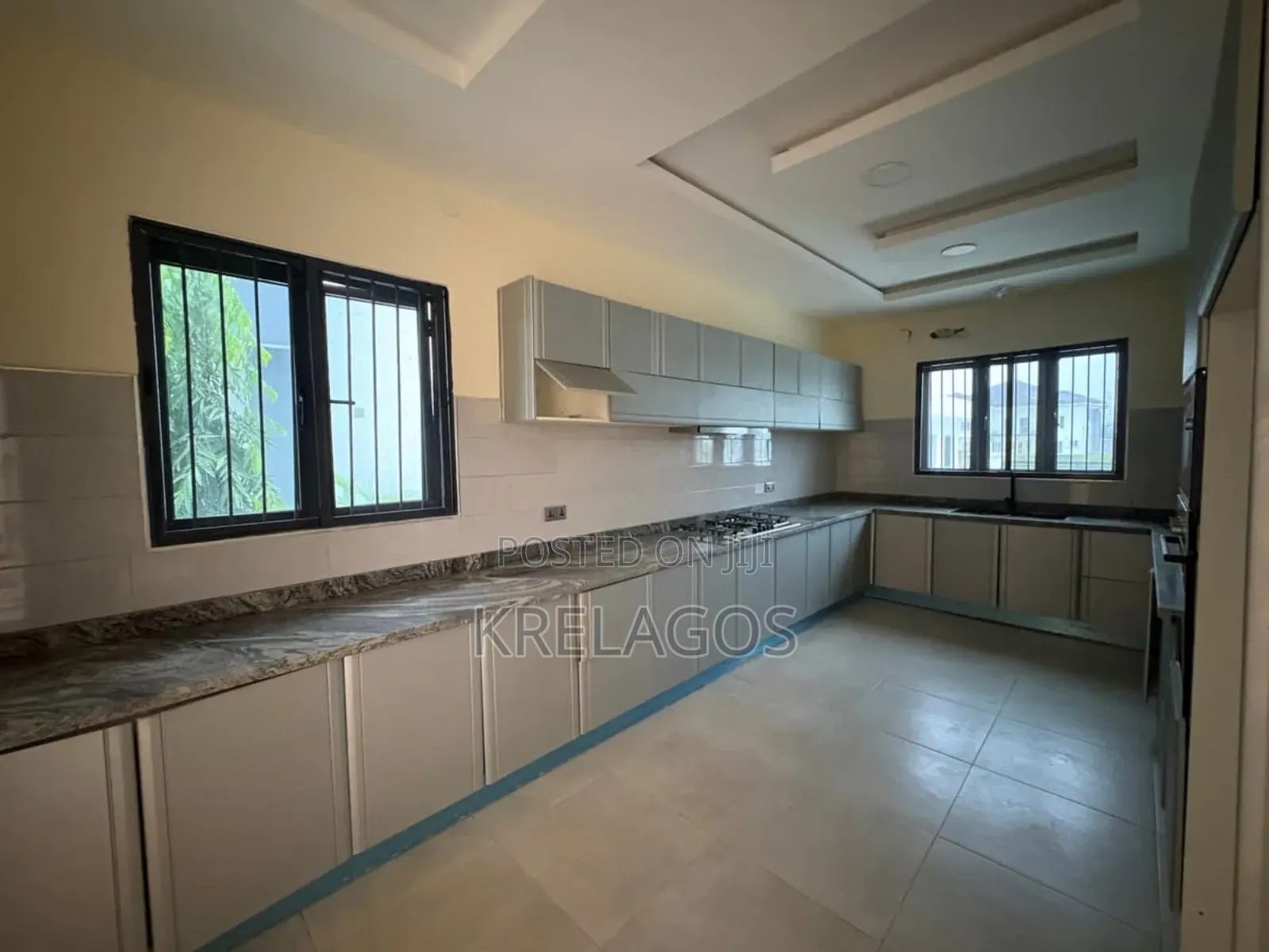 4bdrm Duplex in Royalpha Garden, Off Lekki-Epe Expressway for sale