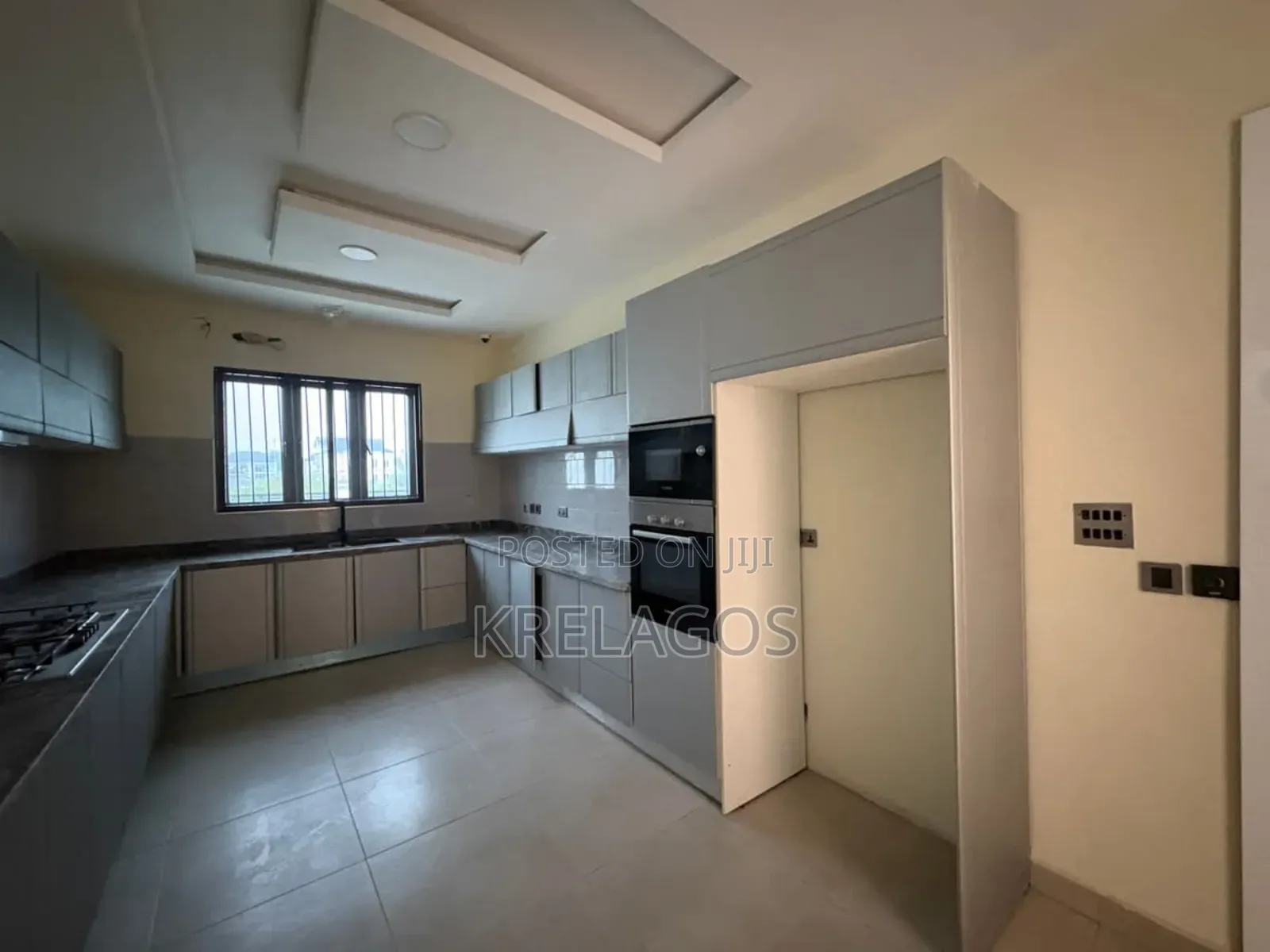 4bdrm Duplex in Royalpha Garden, Off Lekki-Epe Expressway for sale