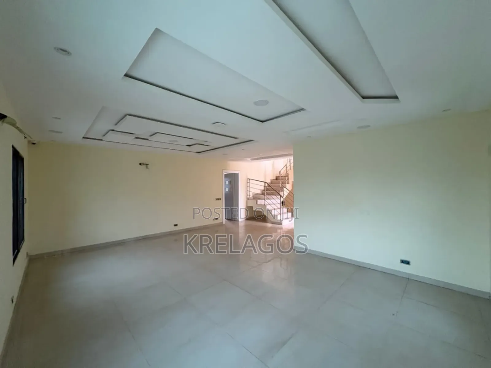 4bdrm Duplex in Royal Garden, Off Lekki-Epe Expressway for sale