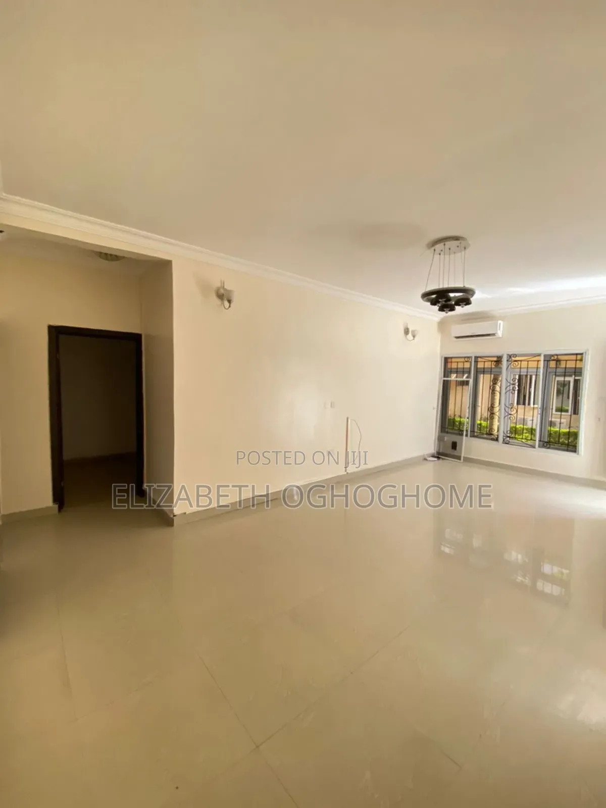 4bdrm Bungalow in Lekki for sale