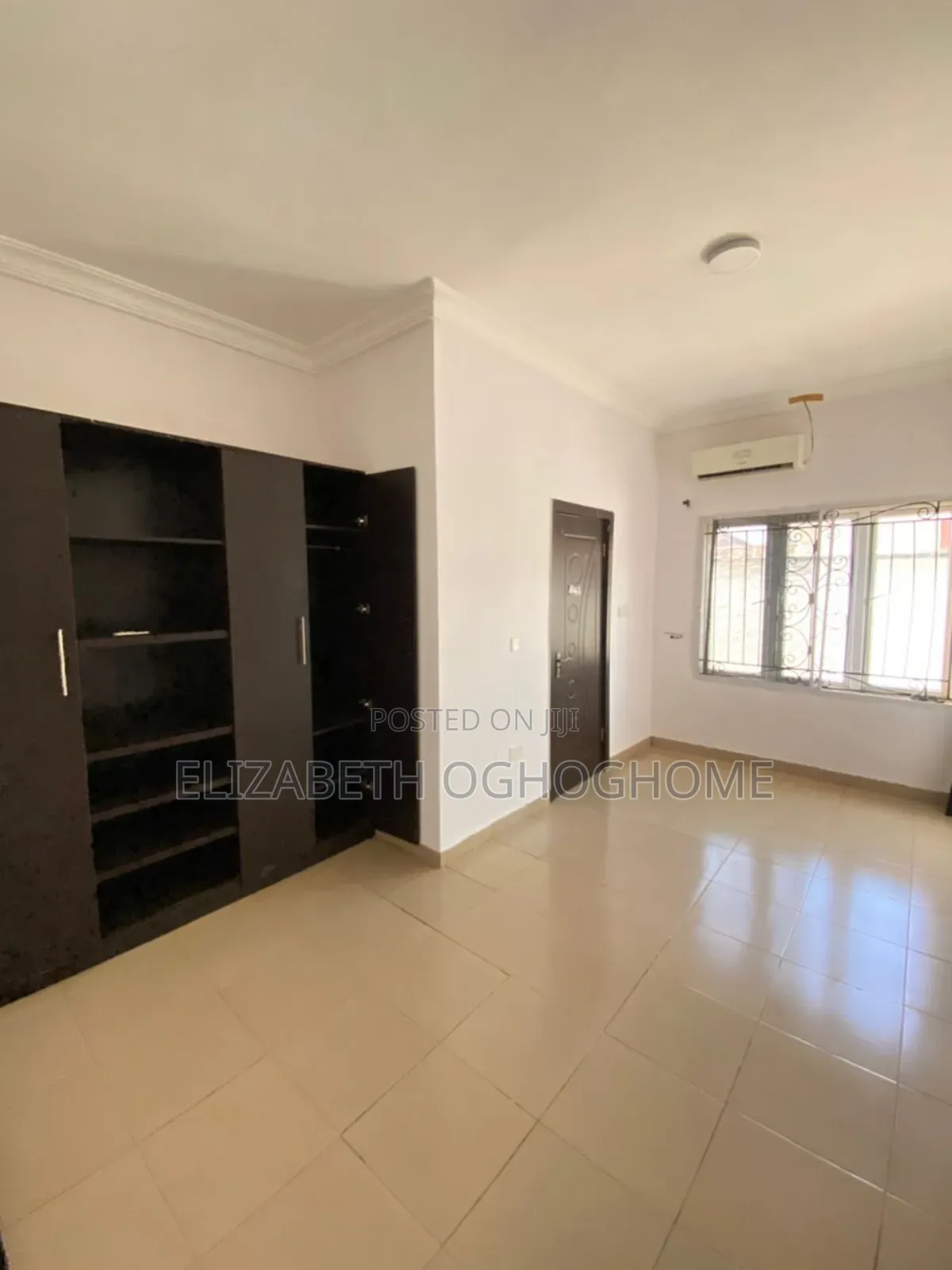 4bdrm Bungalow in Lekki for sale