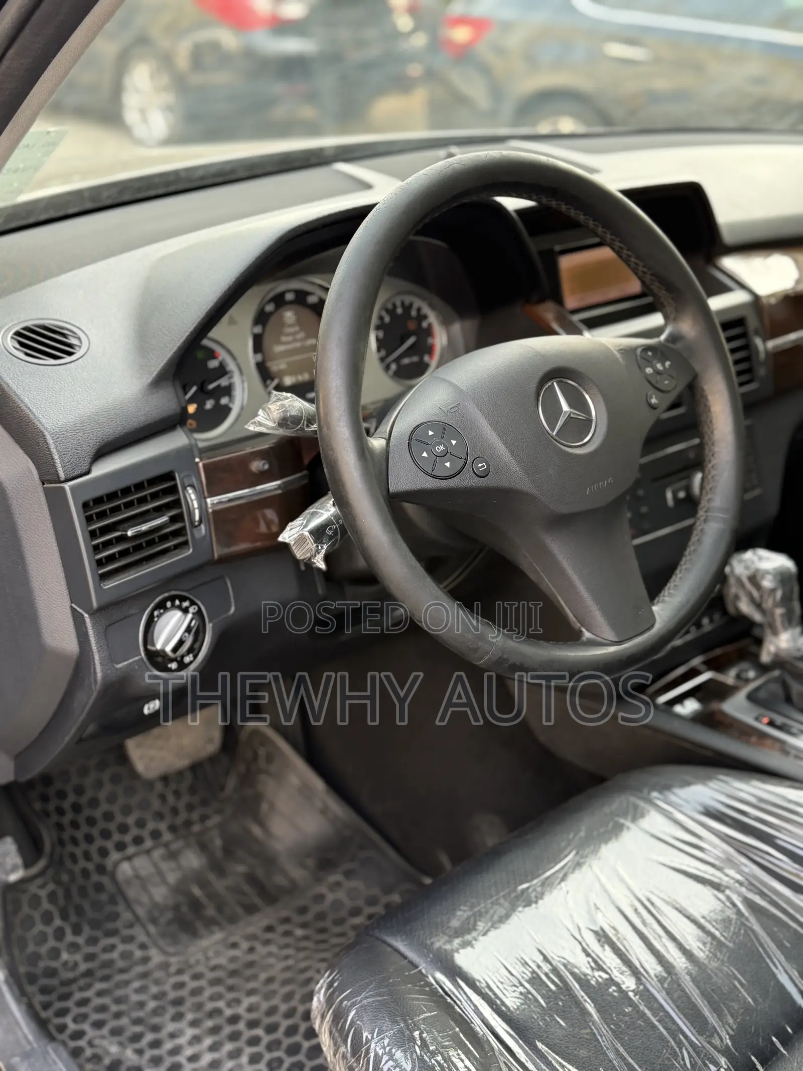 Mercedes-Benz GLK-Class 350 2010 Black