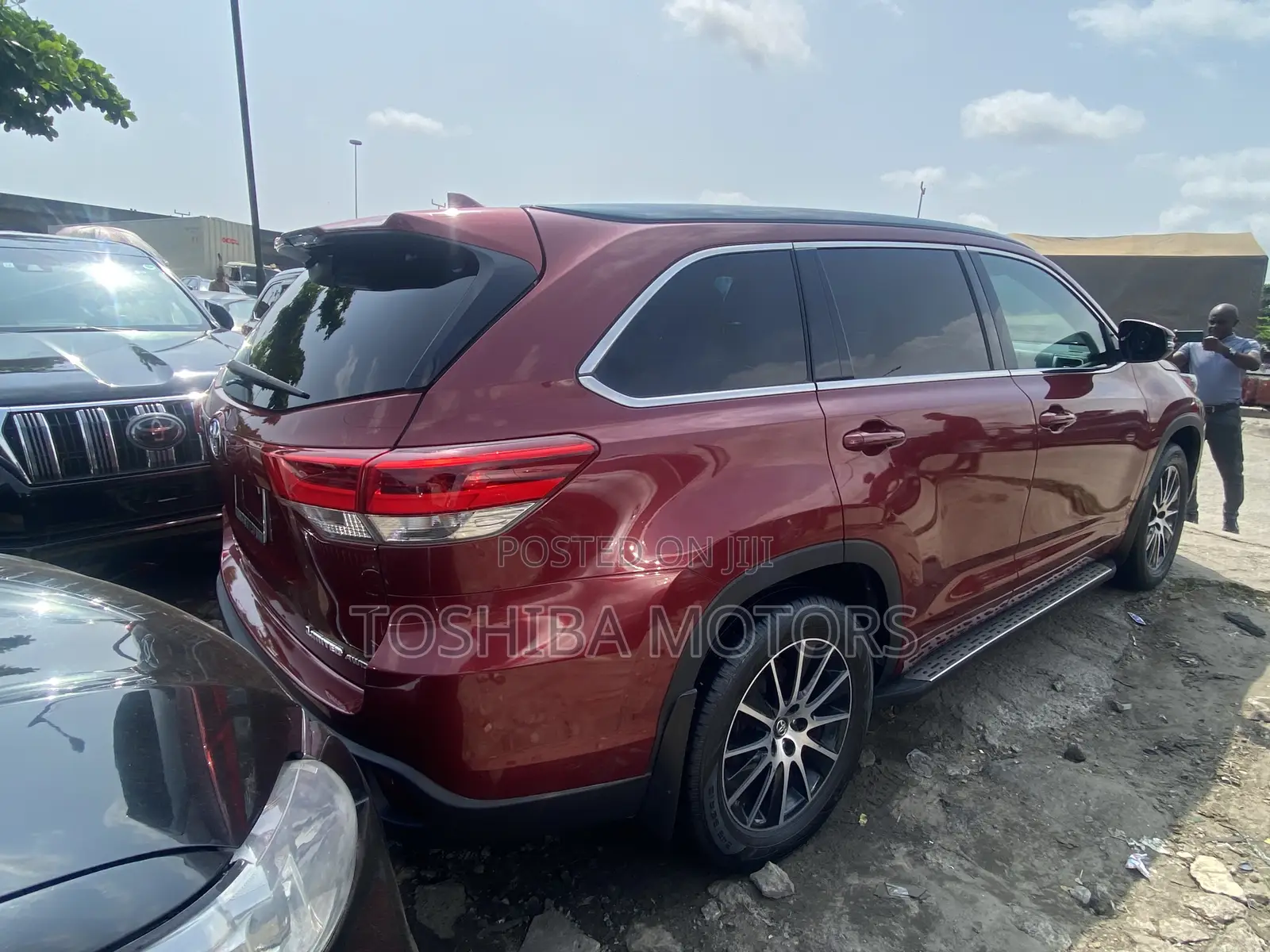 Toyota Highlander Limited Platinum 4x2 V6 (3.5L 6cyl 8A) 2018 Red