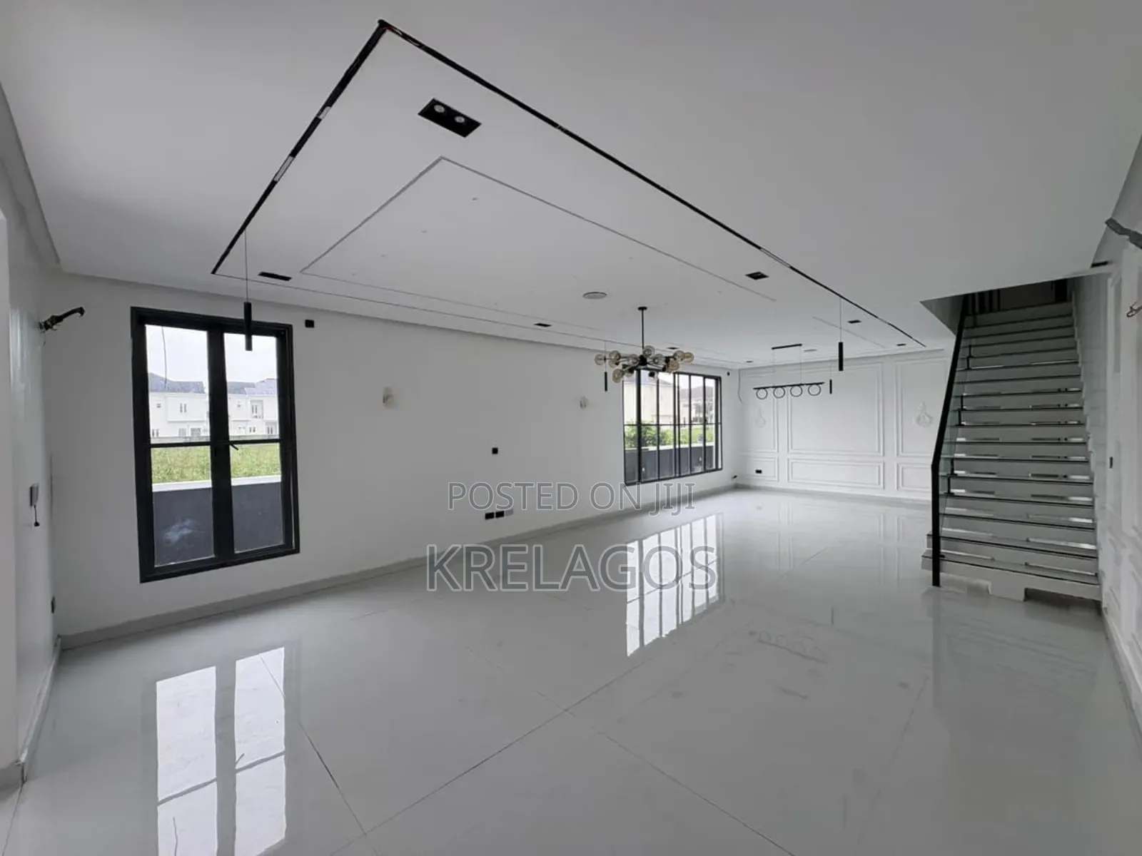 6bdrm Duplex in Royal Garden, Off Lekki-Epe Expressway for sale