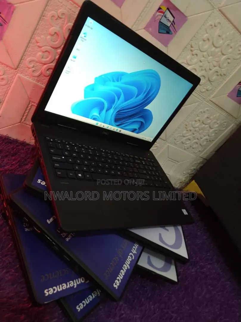 Laptop Dell Latitude 3580 8GB Intel Core i3 HDD 500GB