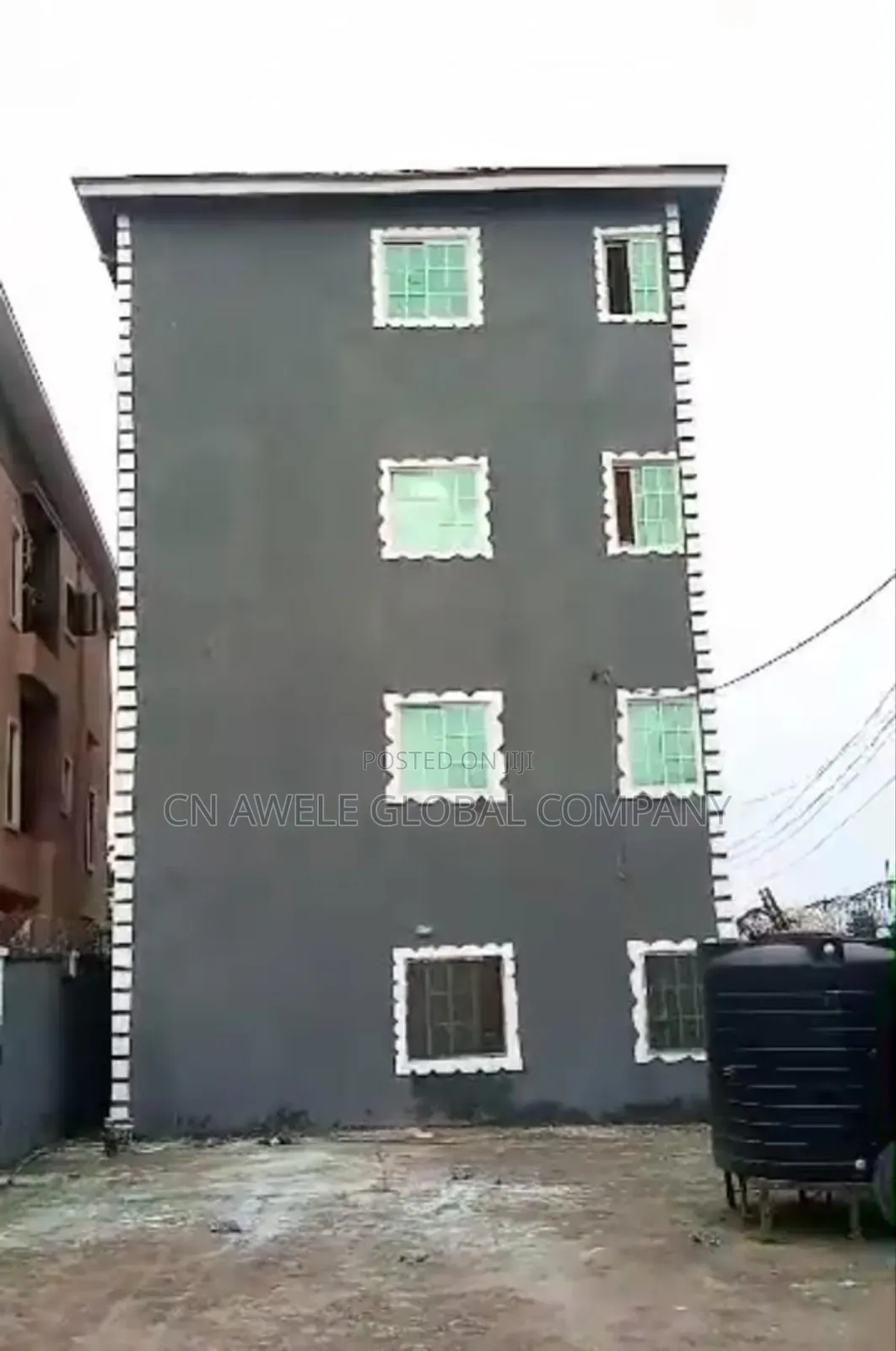 8 Flats of One Room and Parlor With One Toilet
