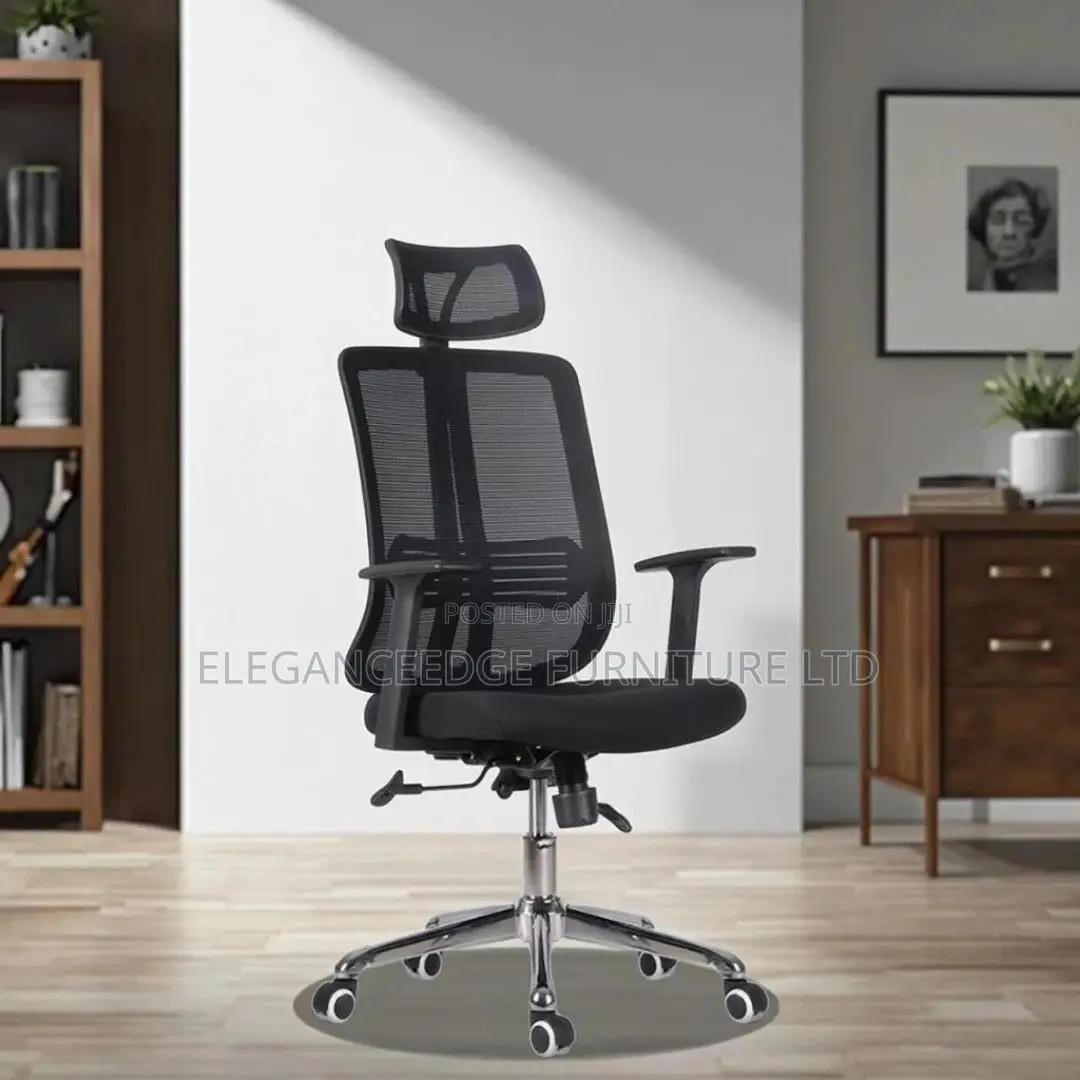 Black Ergonomic Office Chair With Adjustable Arms and a Chrome Legs
