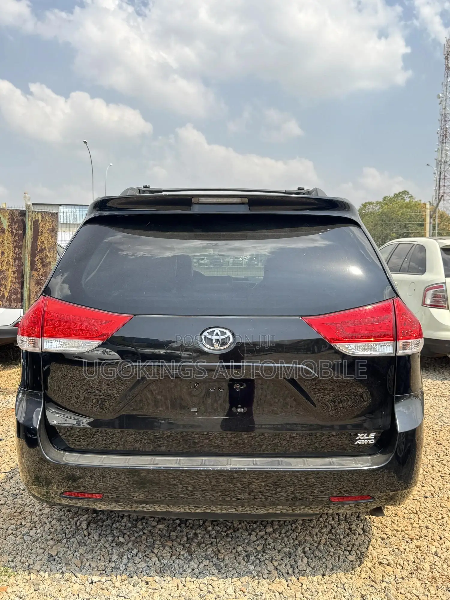 Toyota Sienna XLE 8-Passenger 4dr Minivan (3.5L 6cyl 6A) 2014 Black
