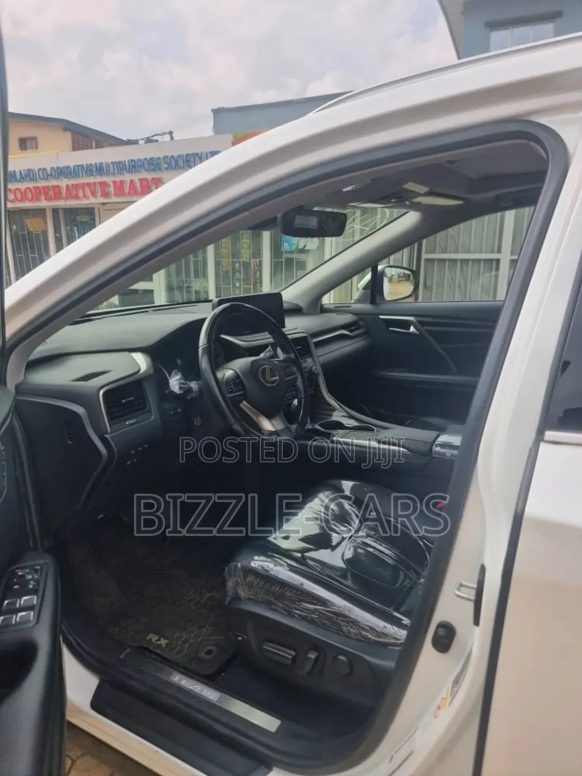 Lexus RX 350L 4WD 2020 White