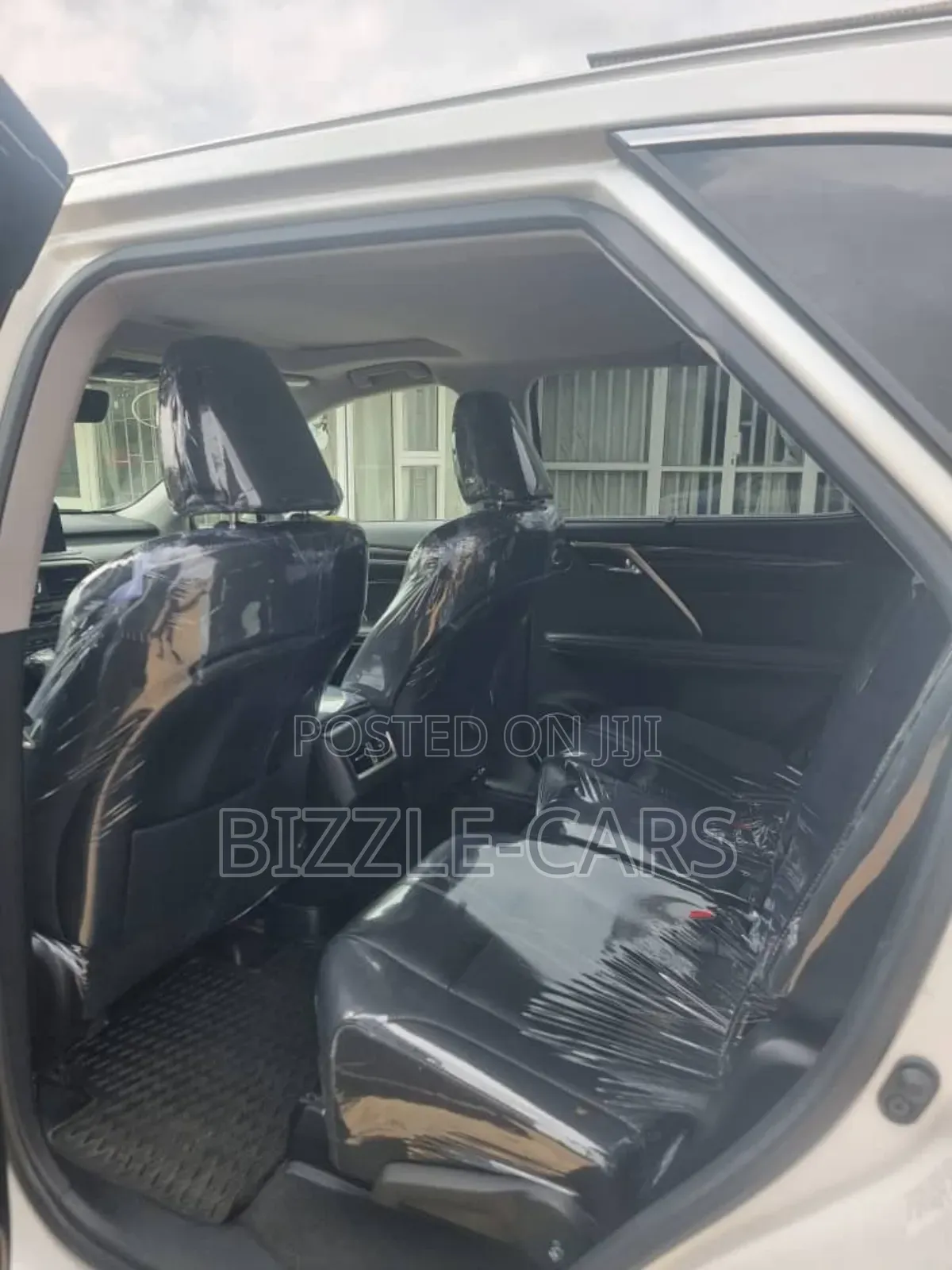 Lexus RX 350L 4WD 2020 White