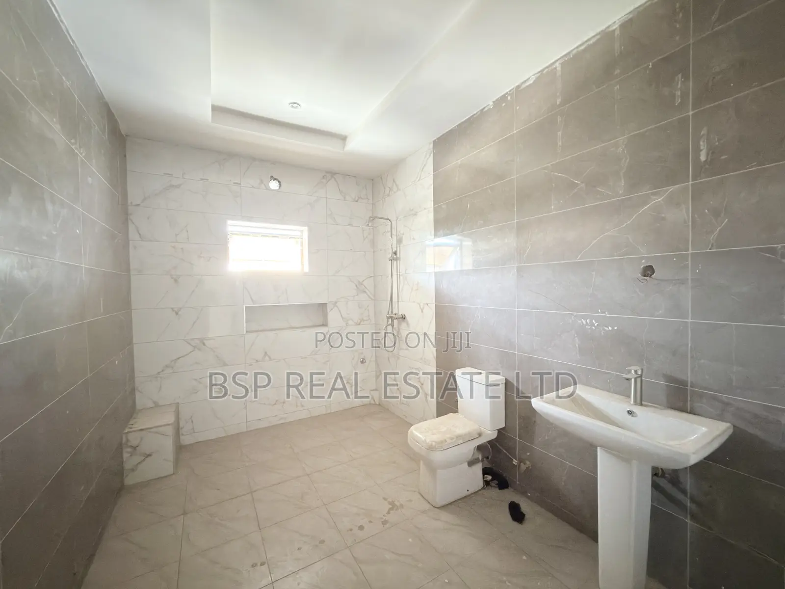 4bdrm Townhouse/Terrace in Jabi for sale