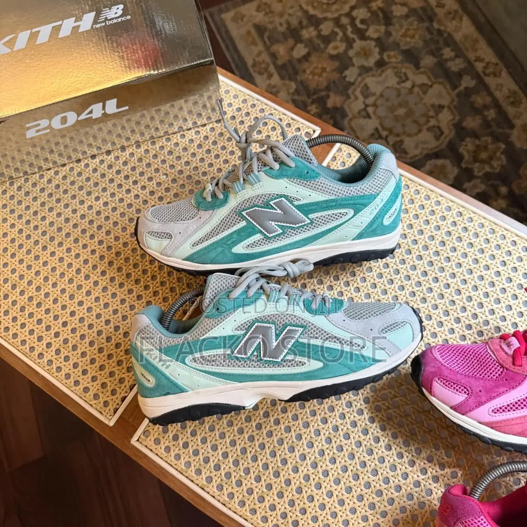Original Kith X New Balance 204l Sneakers